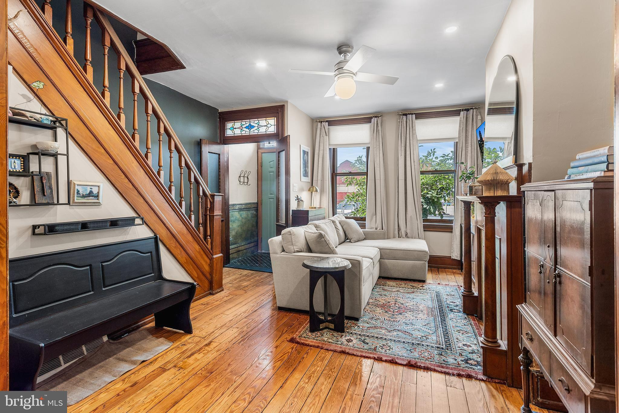 PORT RICHMOND - Residential