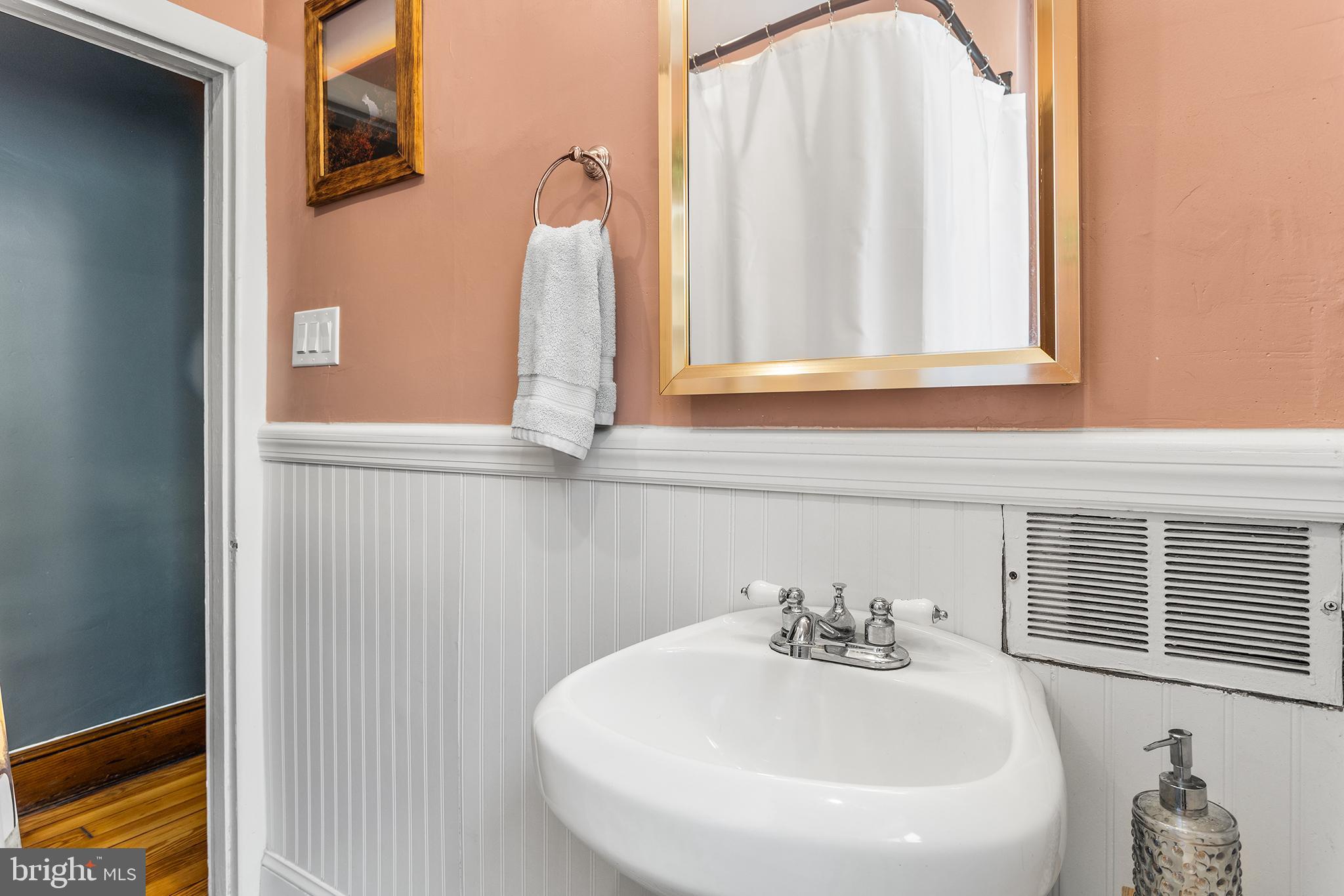 PORT RICHMOND - Residential