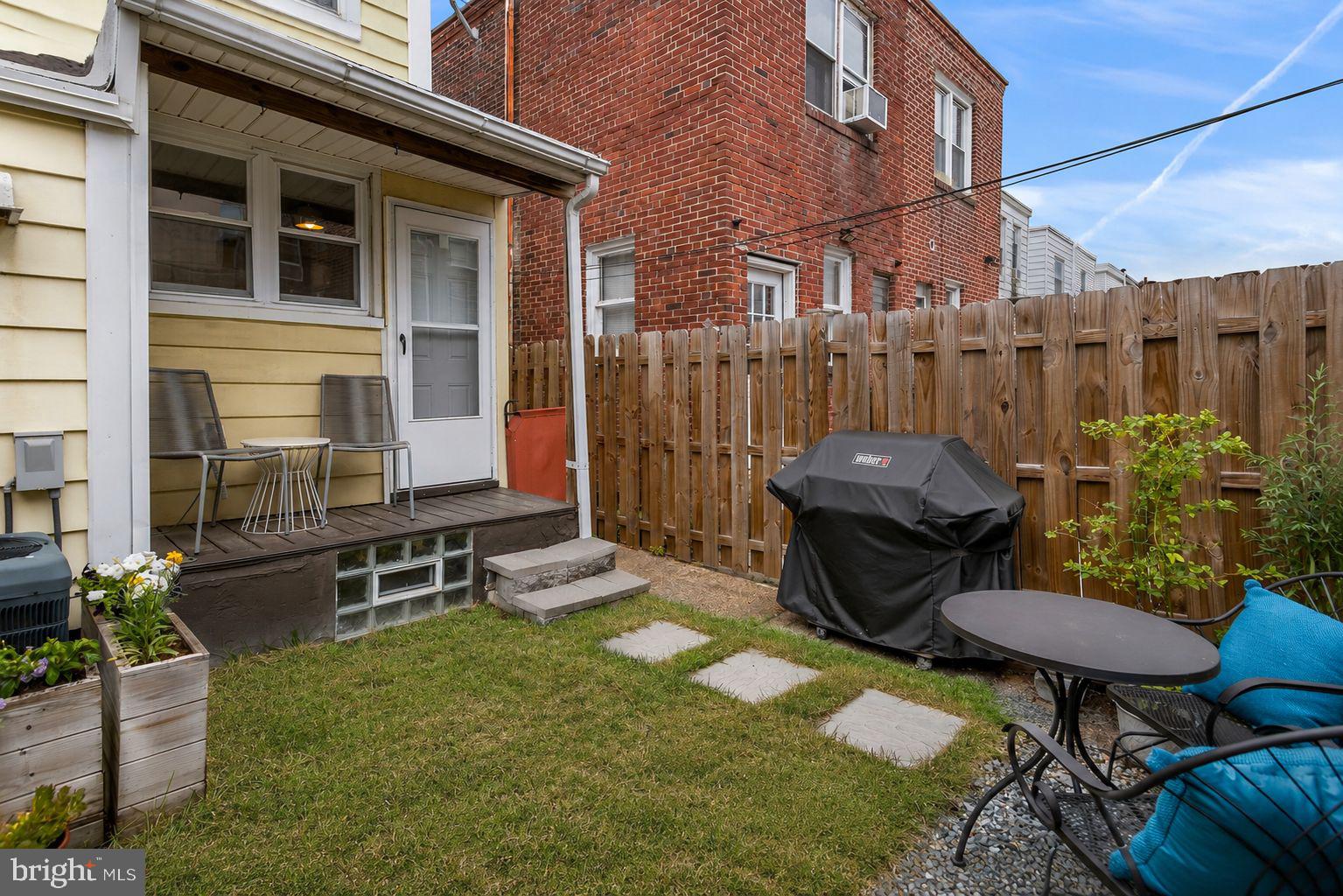 PORT RICHMOND - Residential