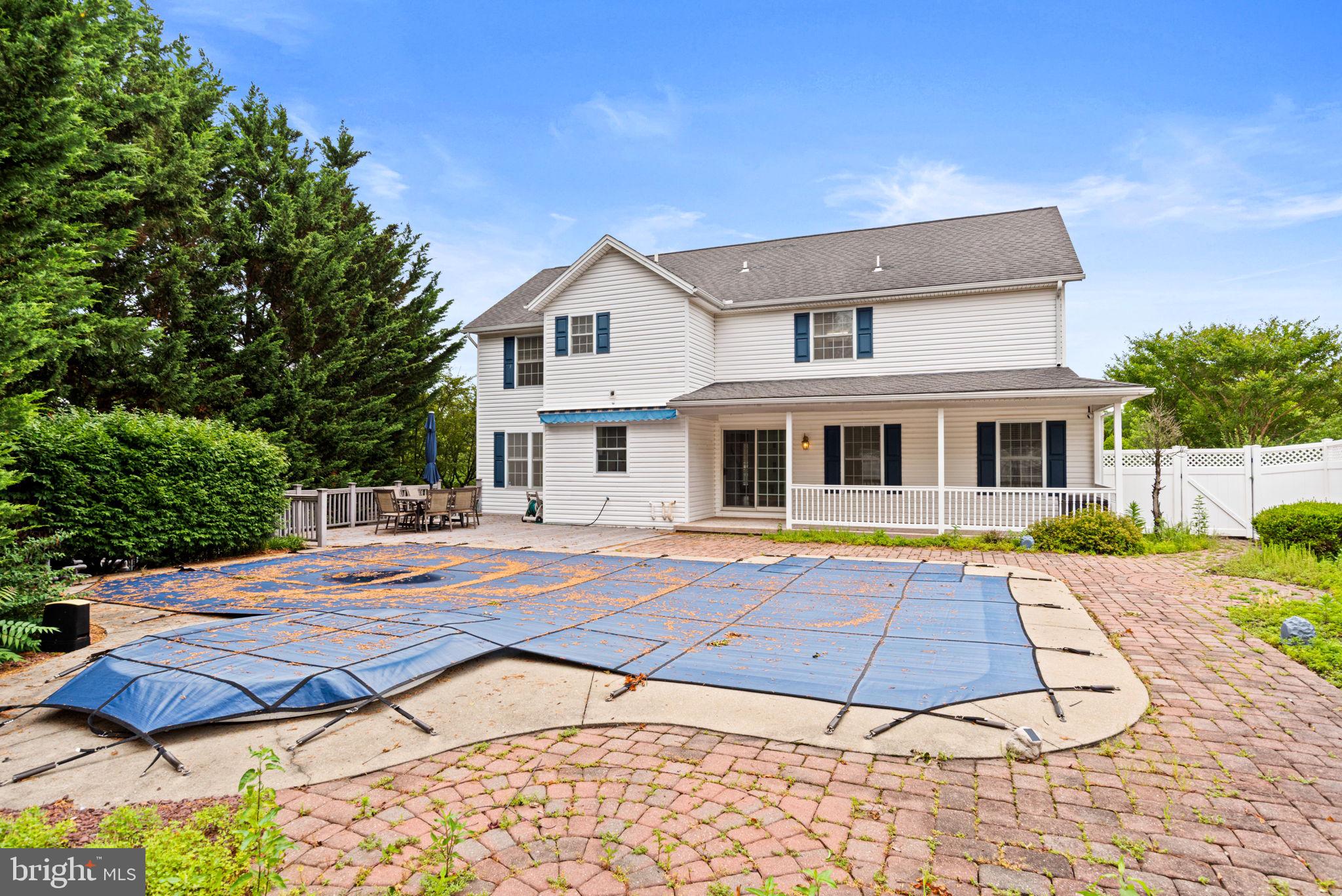 AUTUMN RIDGE - Residential