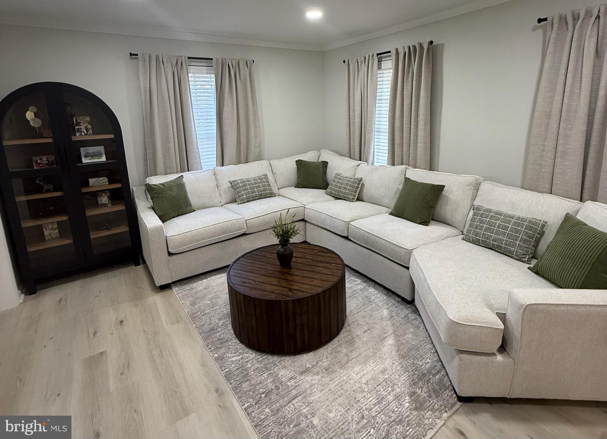 AUTUMN RIDGE - Residential