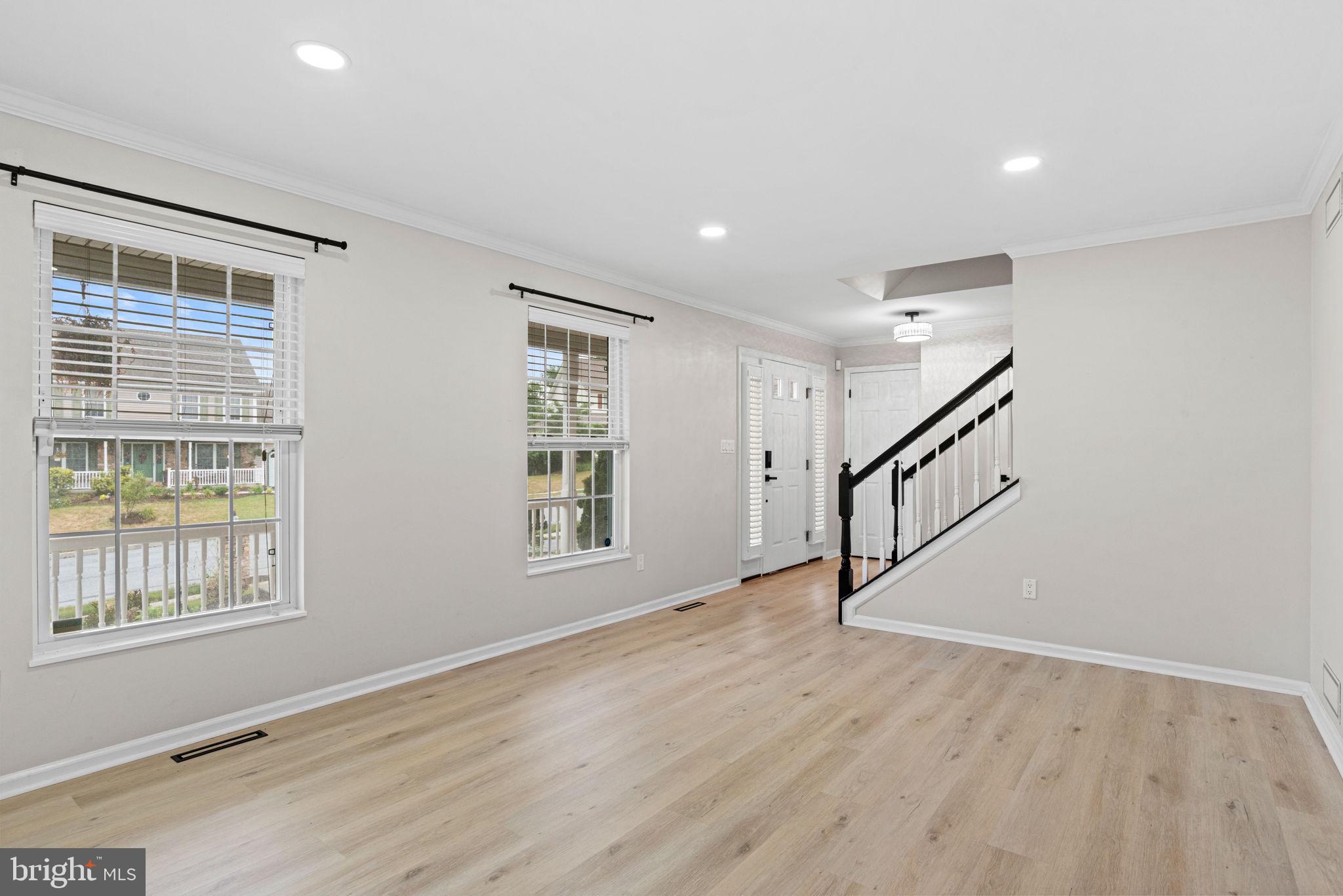 AUTUMN RIDGE - Residential