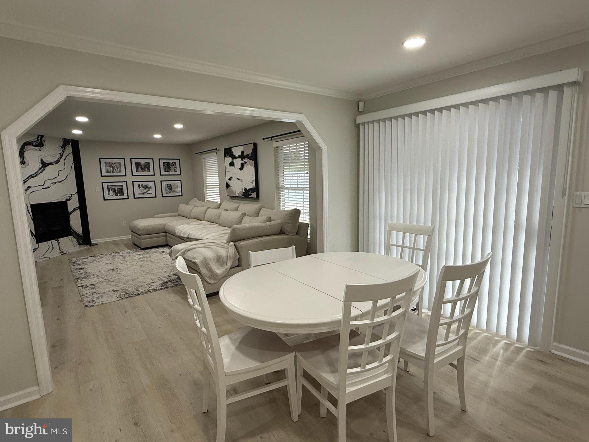 AUTUMN RIDGE - Residential