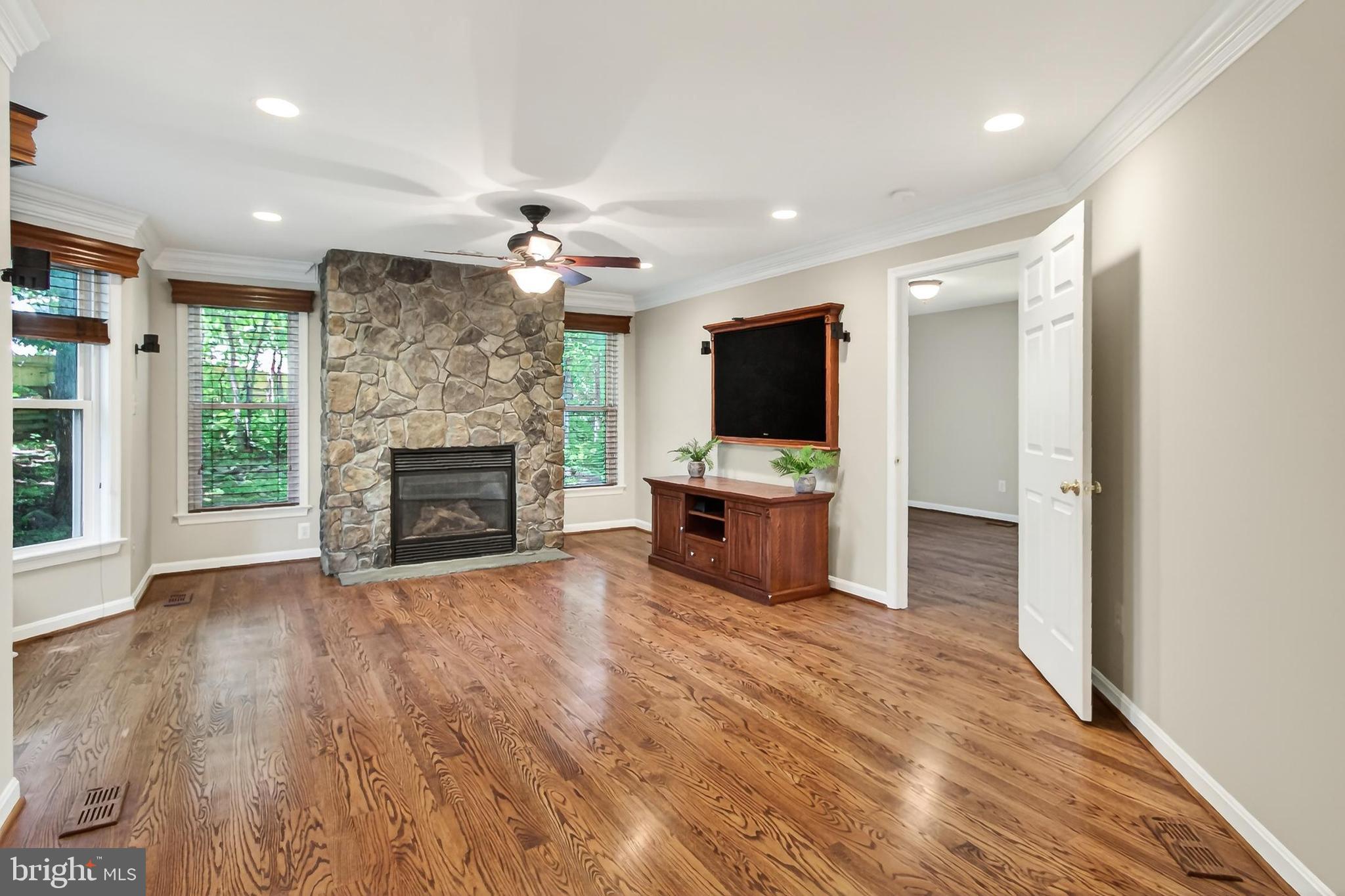 PLEASANT VALLEY - Residential