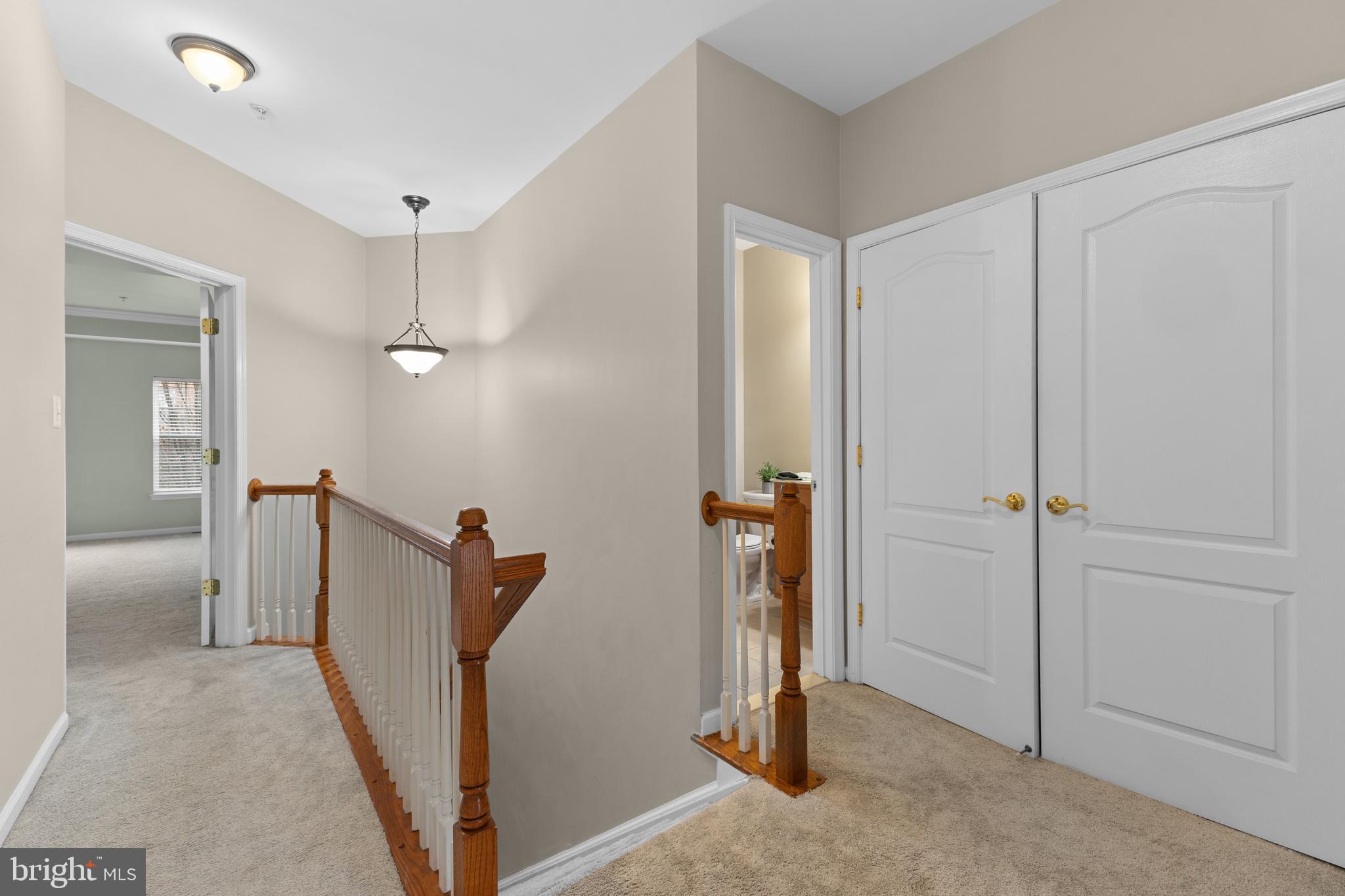 THE TOWNES AT VILLAGE PLACE - Residential