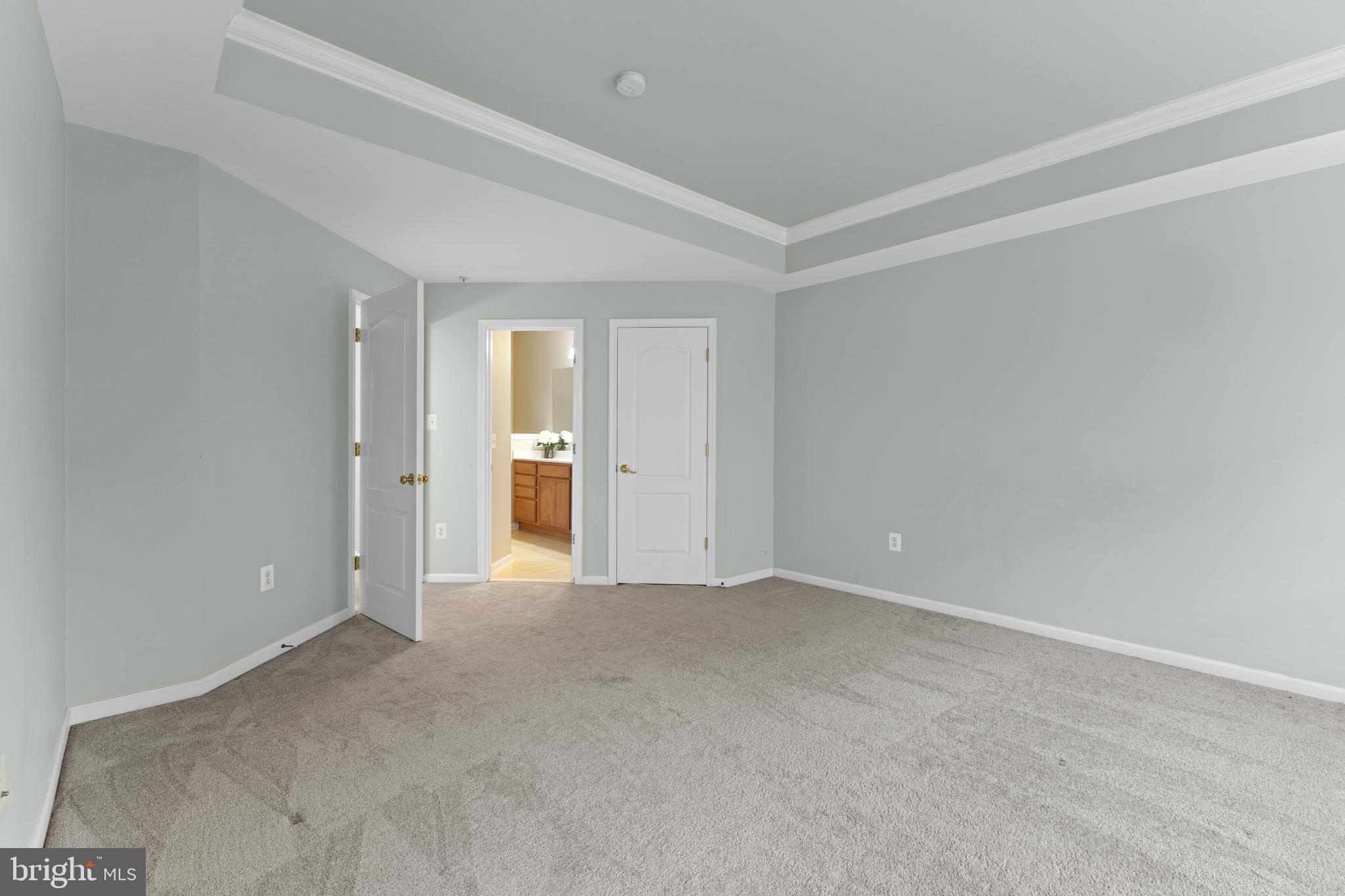 THE TOWNES AT VILLAGE PLACE - Residential