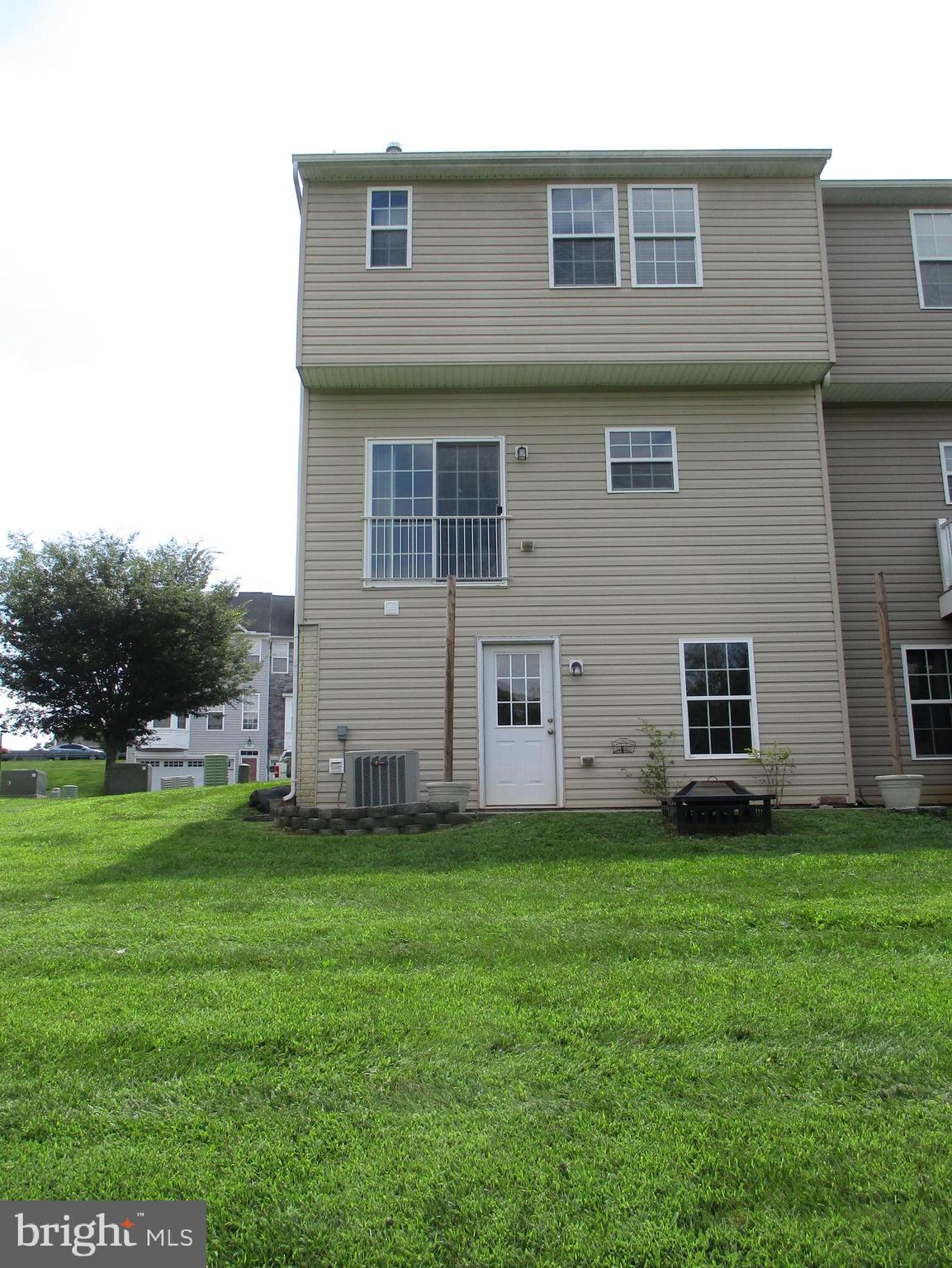 CARRIAGE HILL - Residential