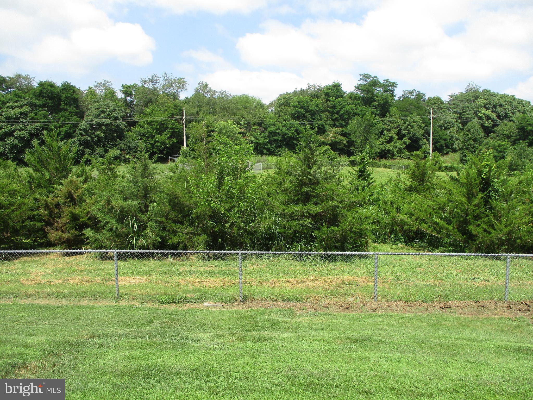 CARRIAGE HILL - Residential