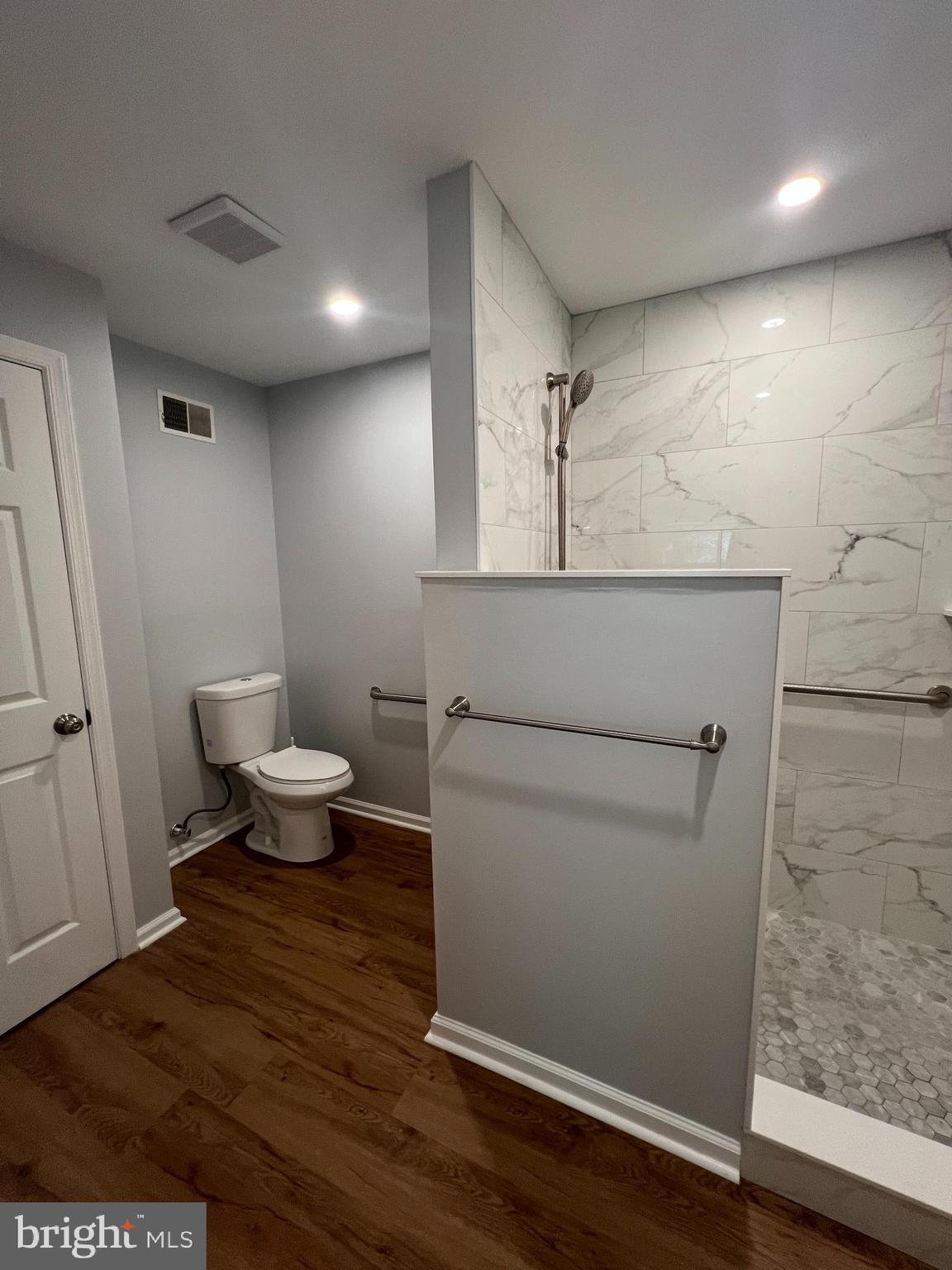 DARLINGTON WOODS - Residential