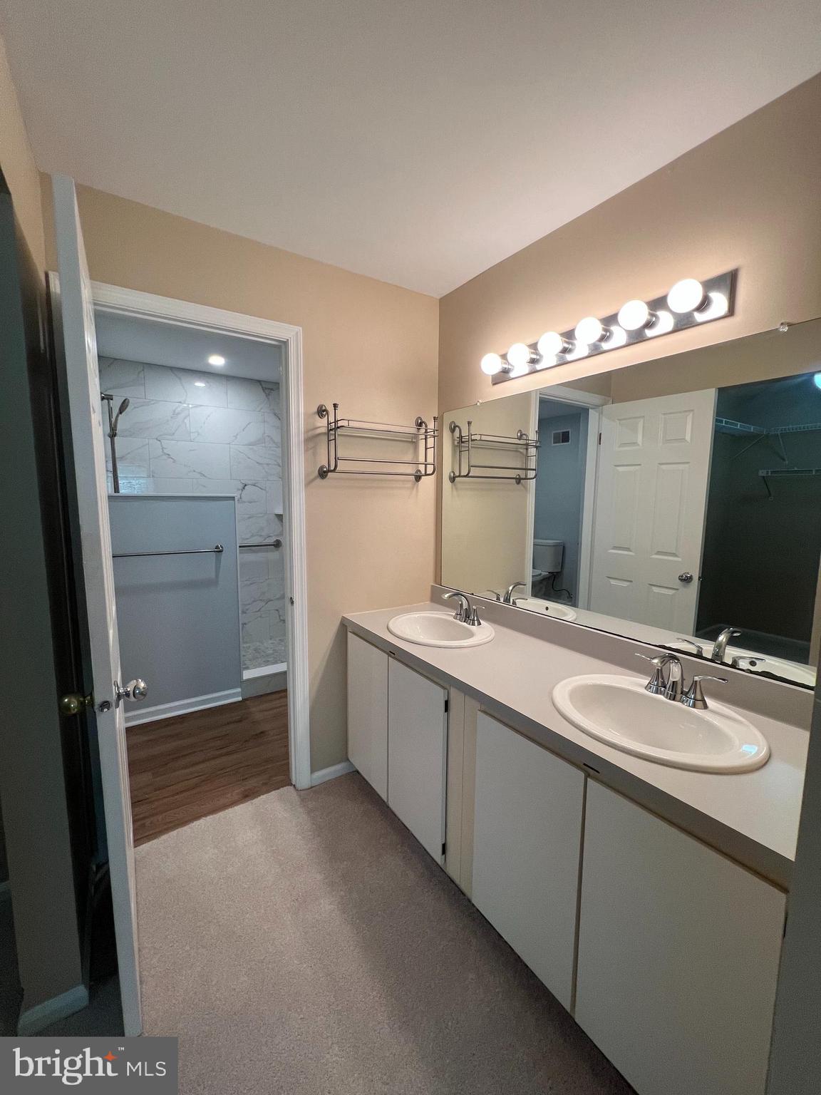 DARLINGTON WOODS - Residential