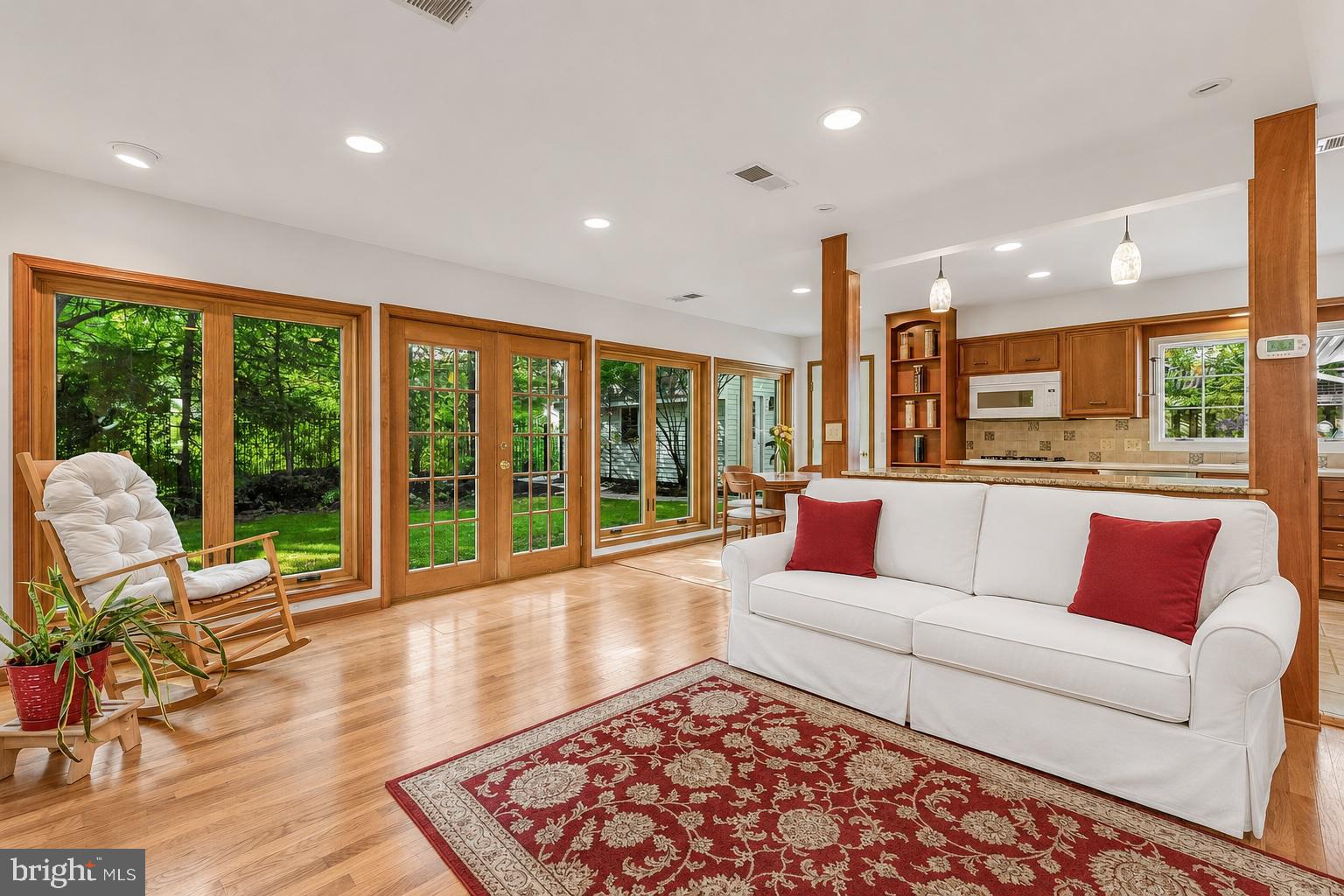 COLLEGE HEIGHTS - Residential
