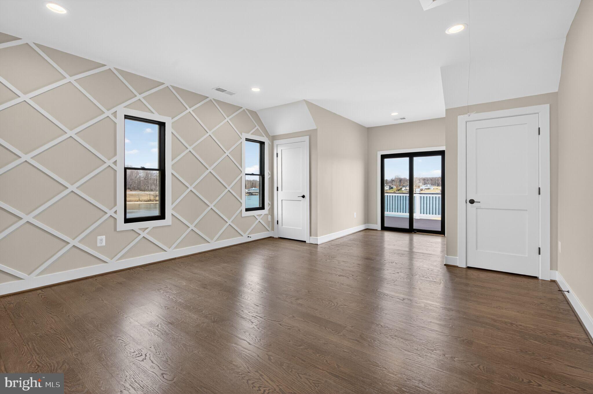ROCK ISLAND LANDING - Residential