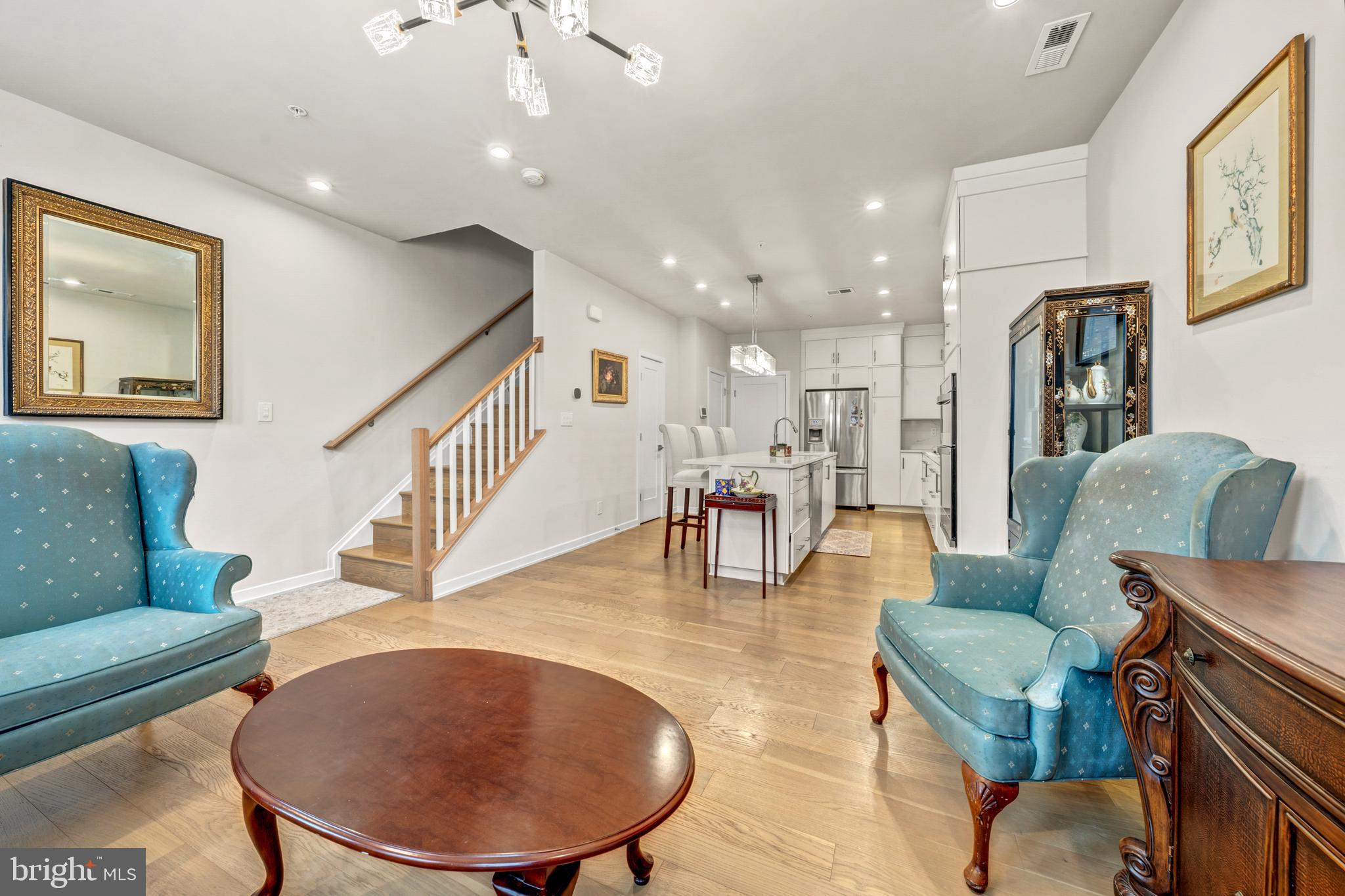 UNION PARK AT MCLEAN - Residential