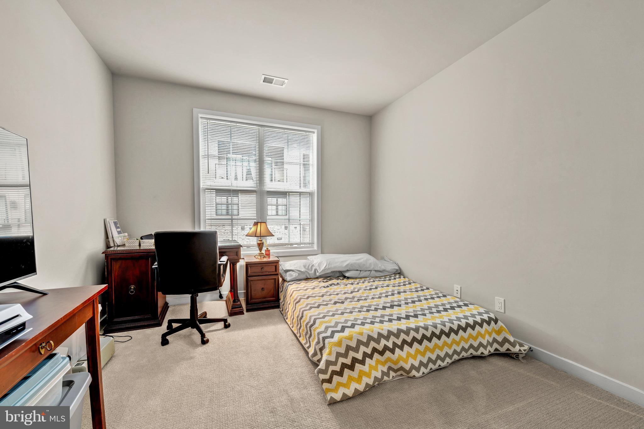 UNION PARK AT MCLEAN - Residential