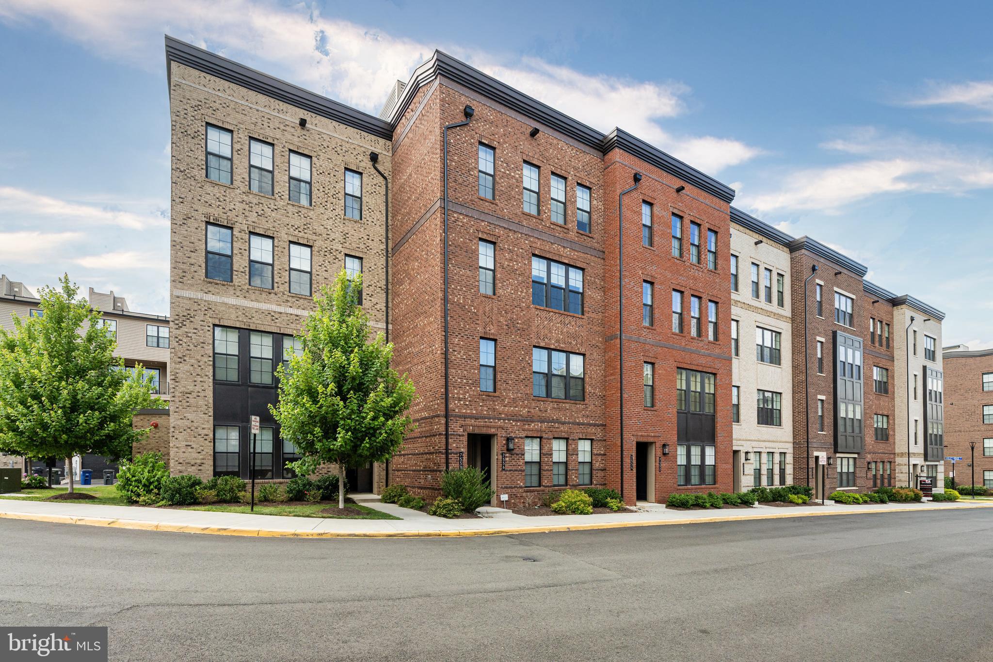 UNION PARK AT MCLEAN - Residential