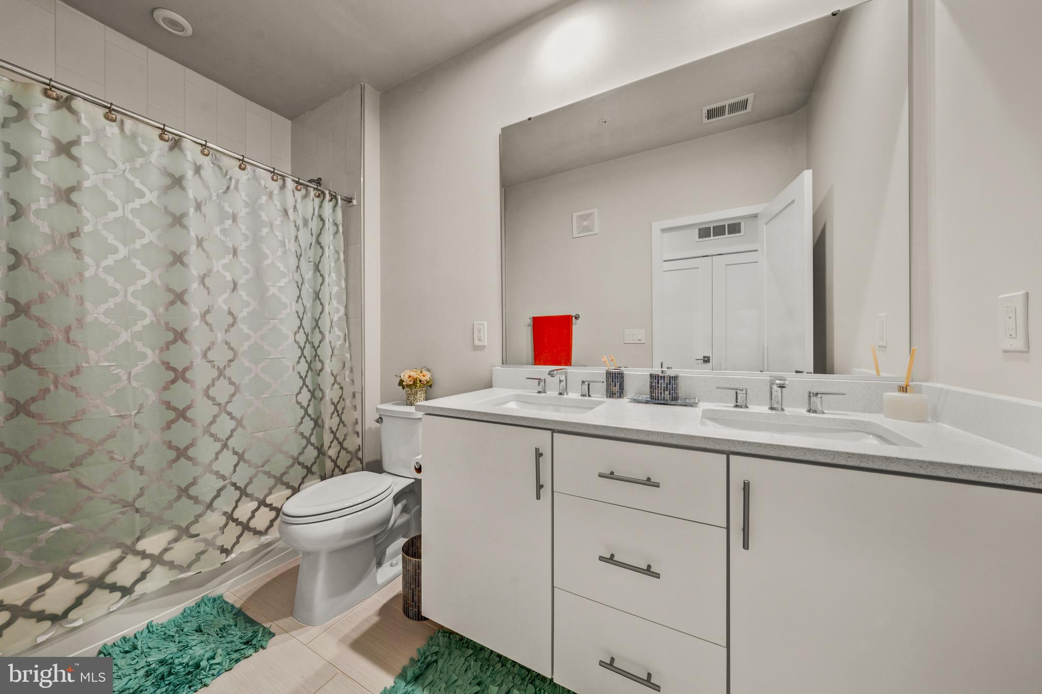 UNION PARK AT MCLEAN - Residential