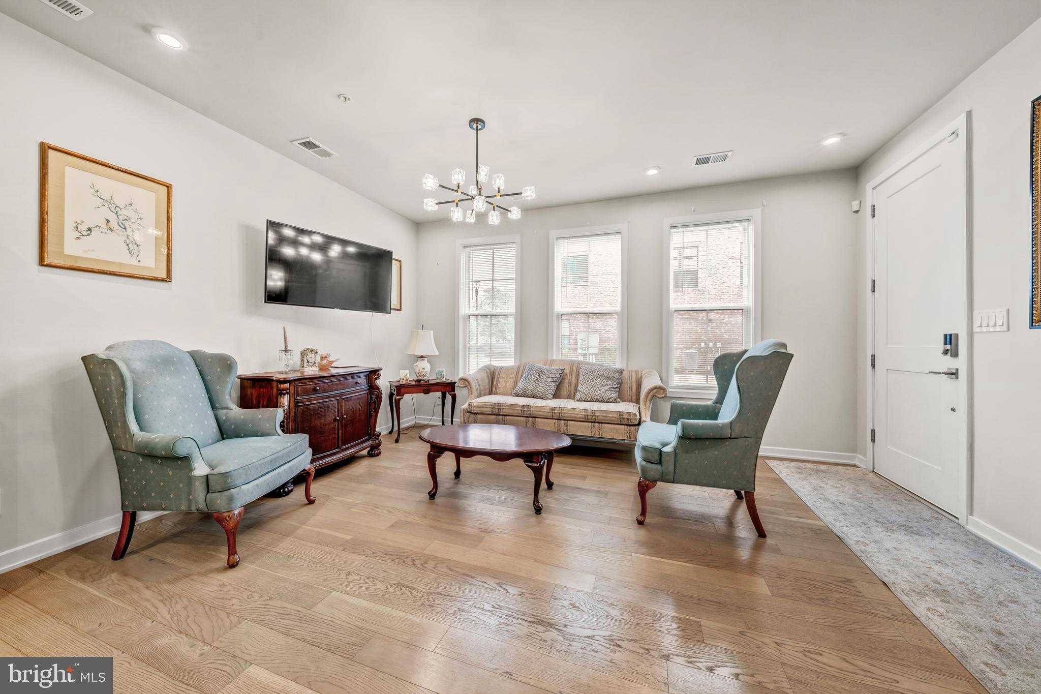 UNION PARK AT MCLEAN - Residential