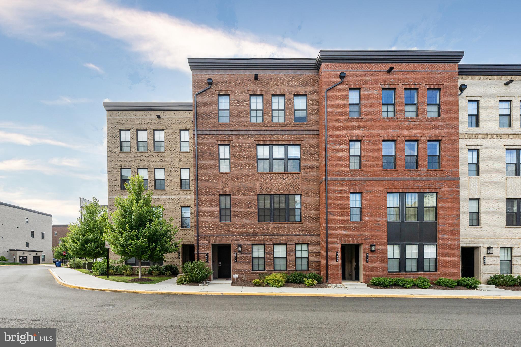 UNION PARK AT MCLEAN - Residential
