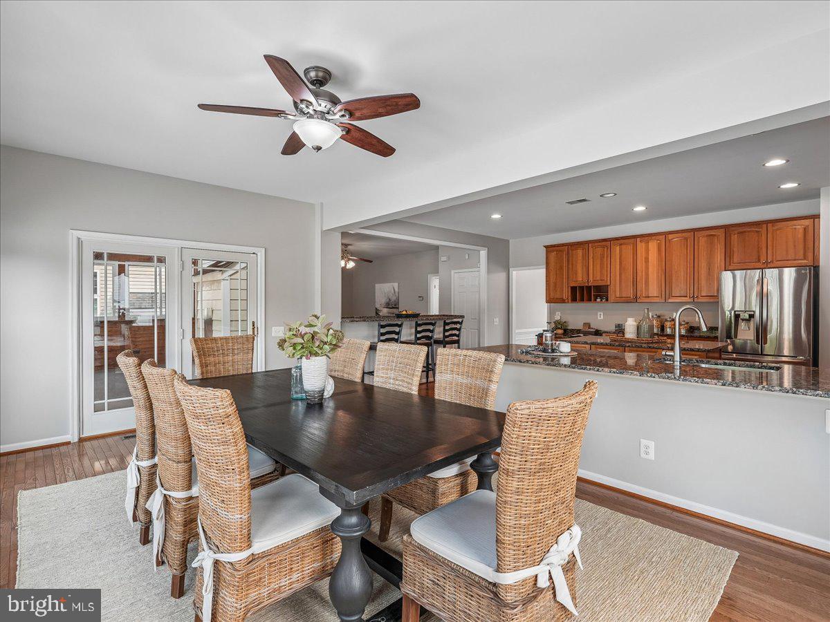 LAUREL HILL - Residential