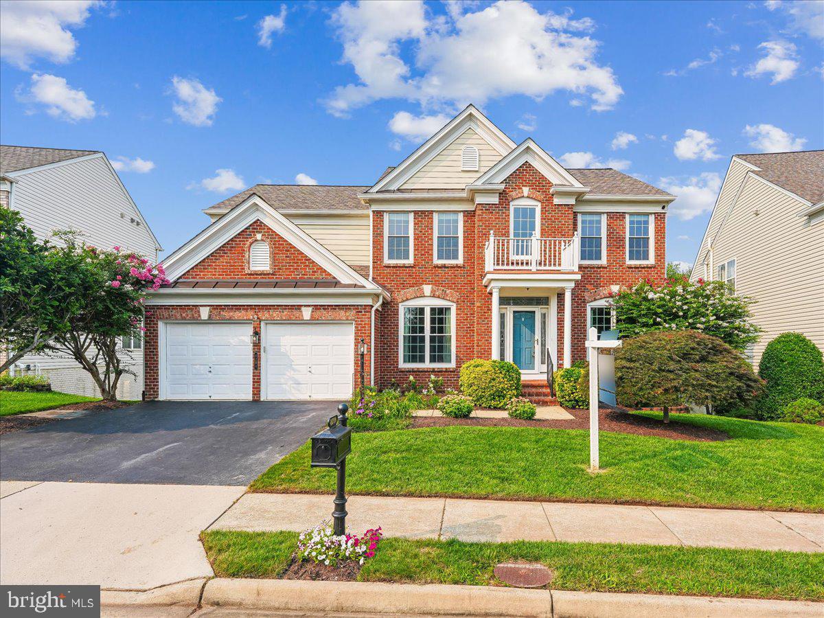 LAUREL HILL - Residential