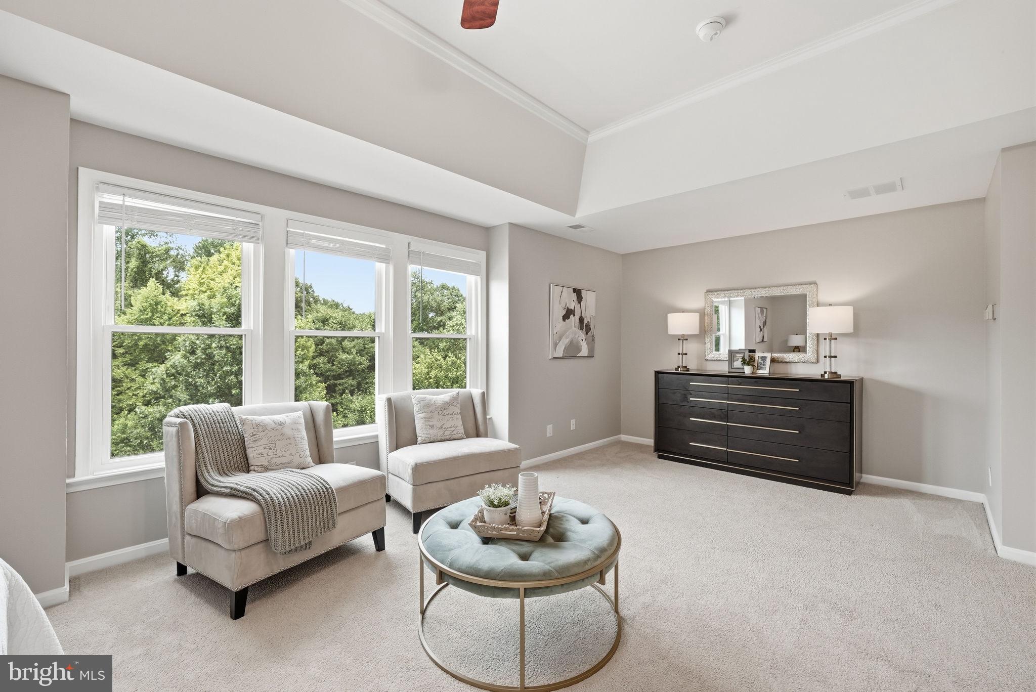 LAUREL HILL - Residential
