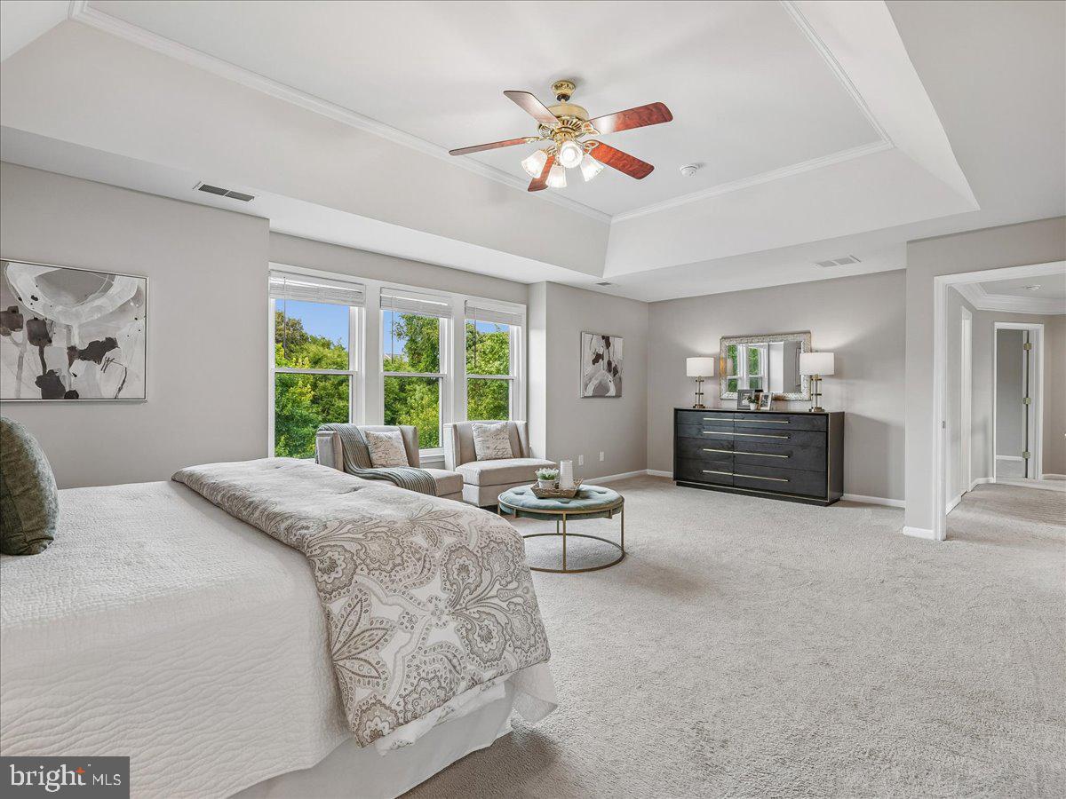 LAUREL HILL - Residential