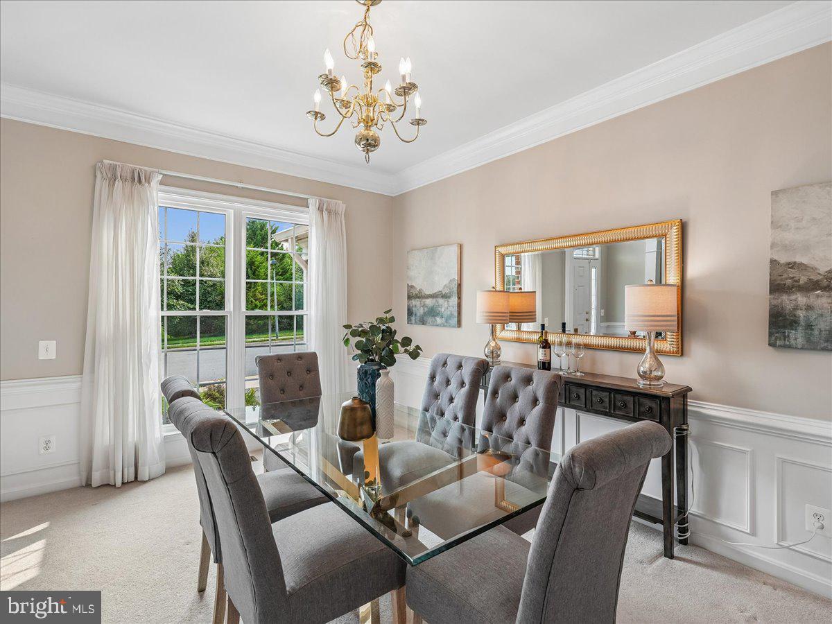 LAUREL HILL - Residential