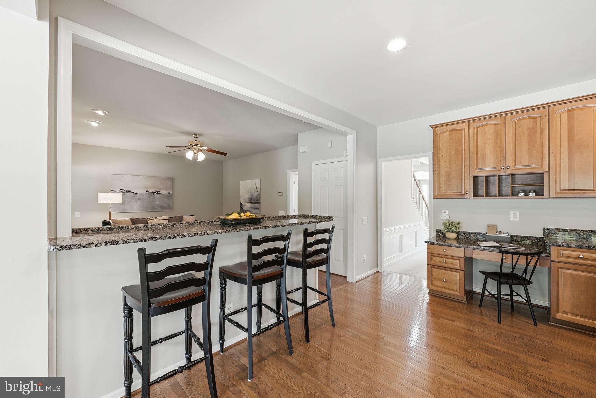LAUREL HILL - Residential