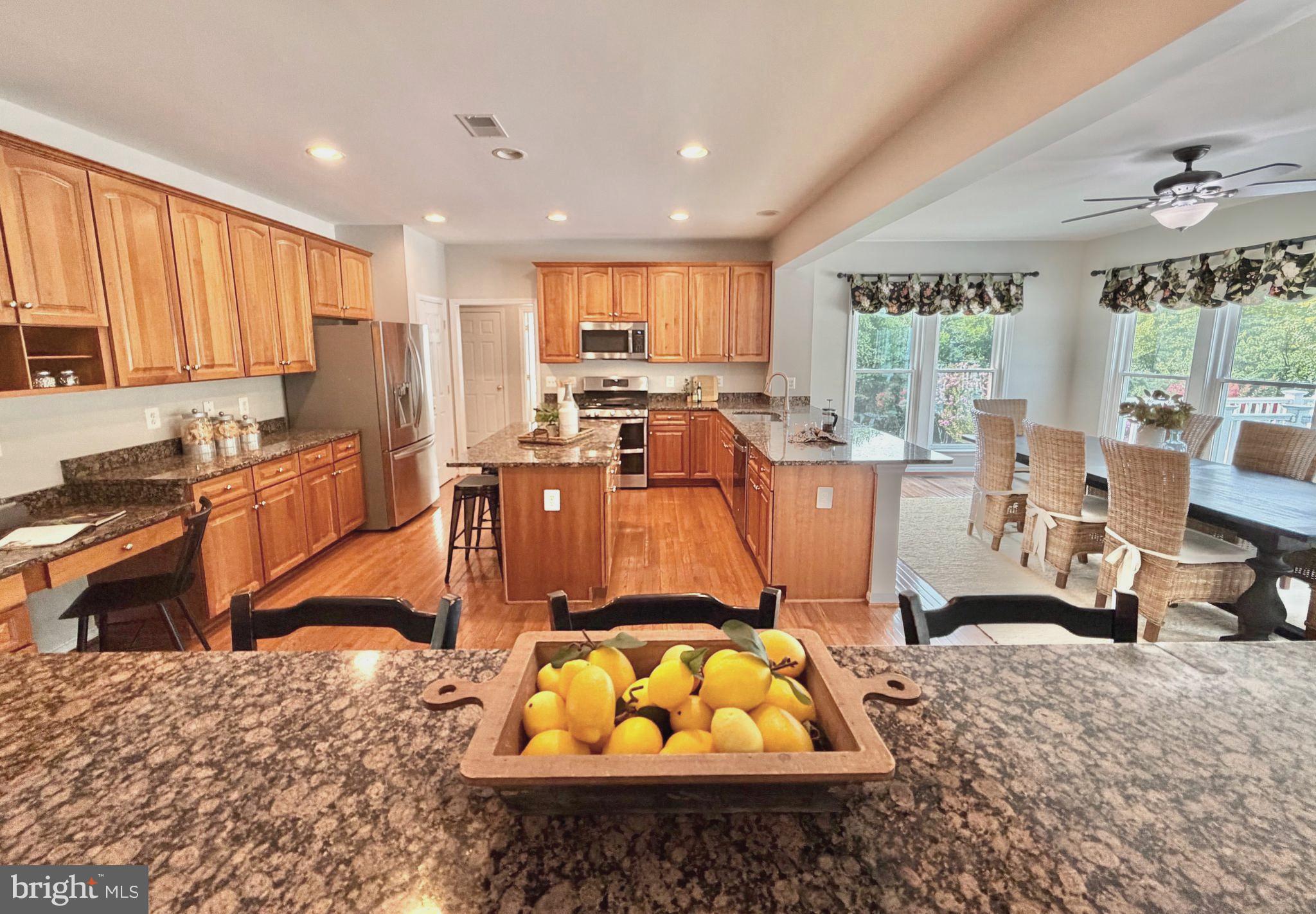 LAUREL HILL - Residential