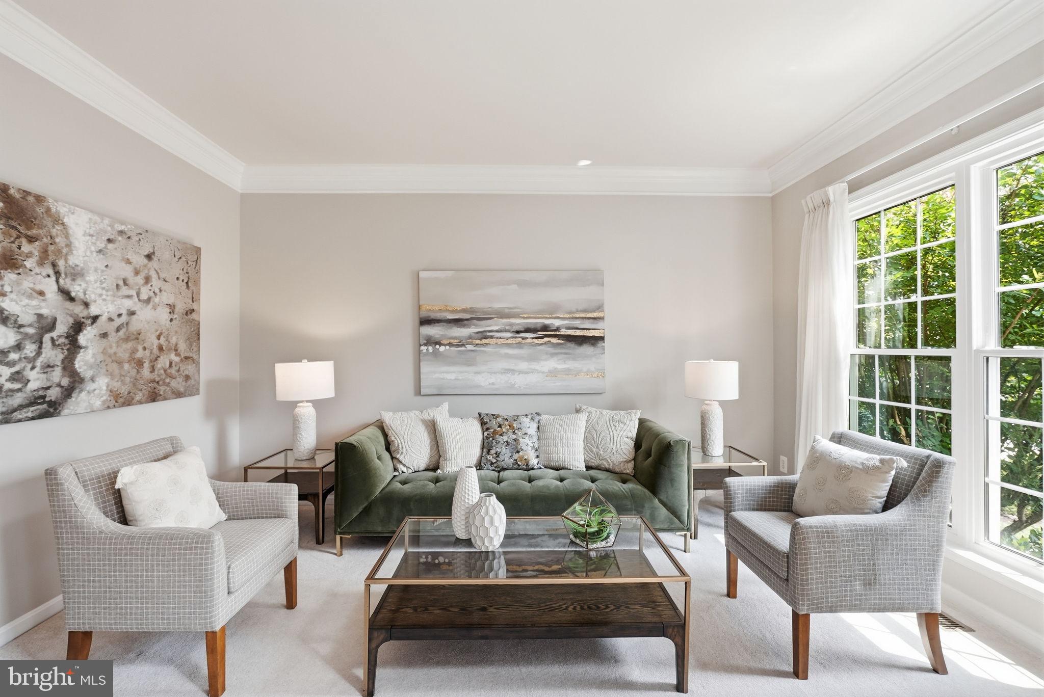 LAUREL HILL - Residential