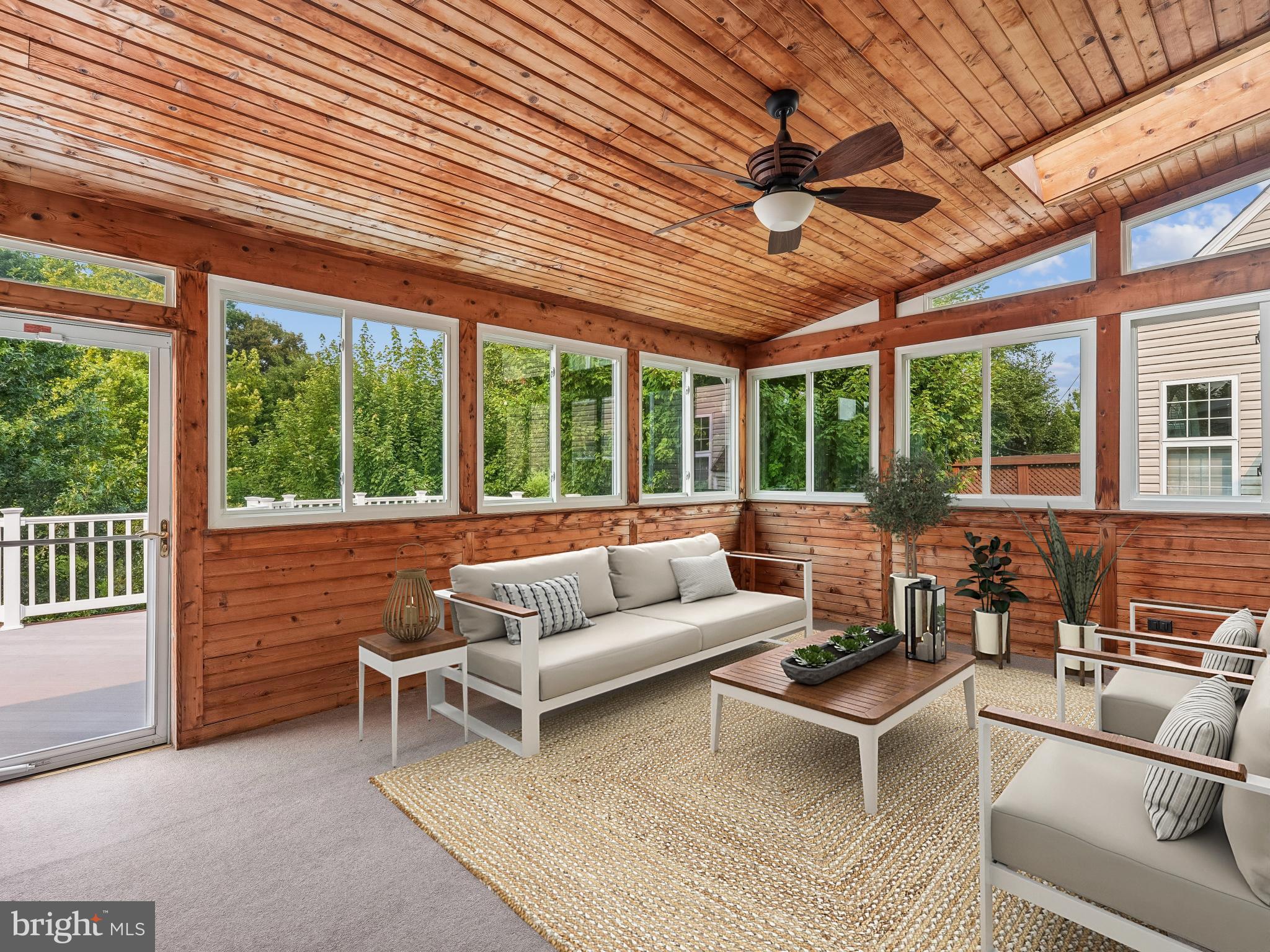 LAUREL HILL - Residential