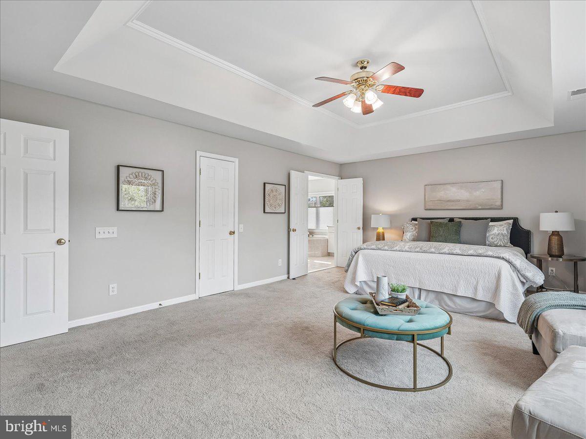 LAUREL HILL - Residential