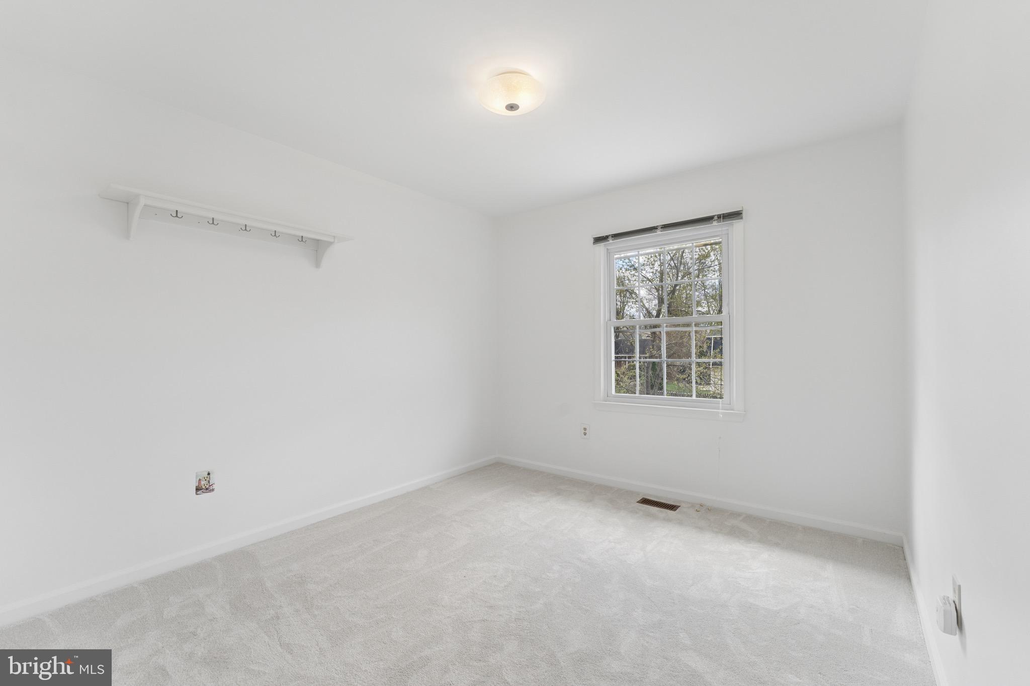 LAKEWOOD HILLS - Residential