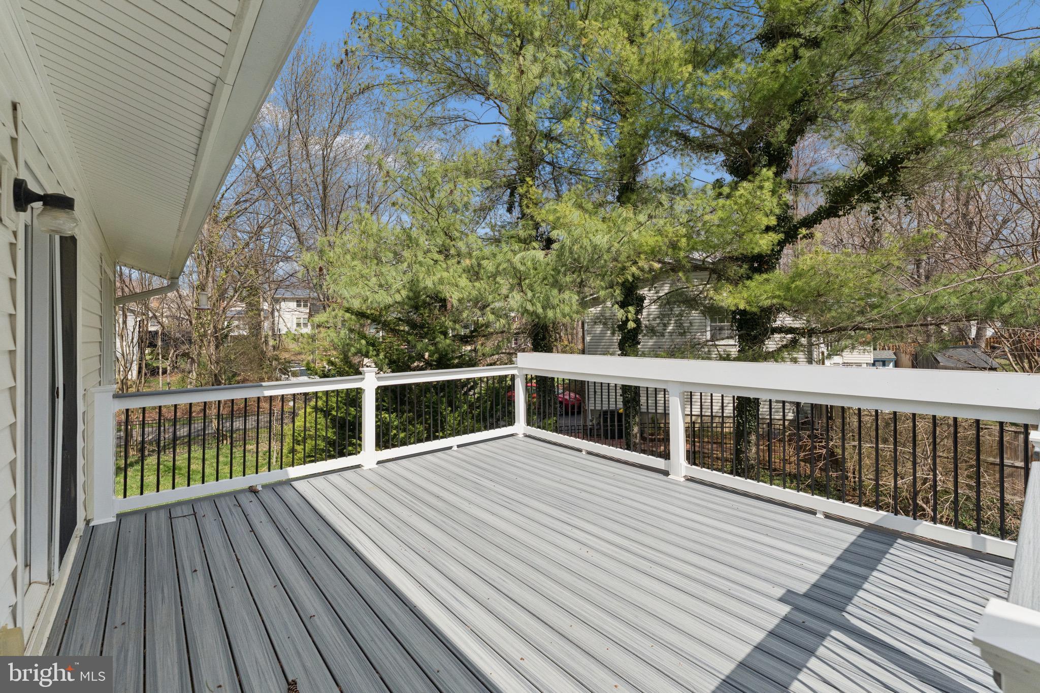 LAKEWOOD HILLS - Residential