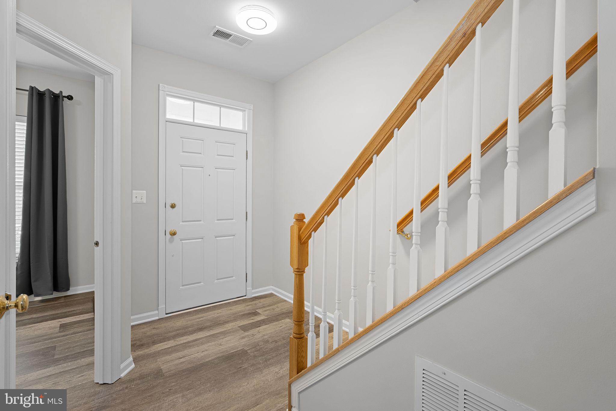 SOUTH RIDING - Residential