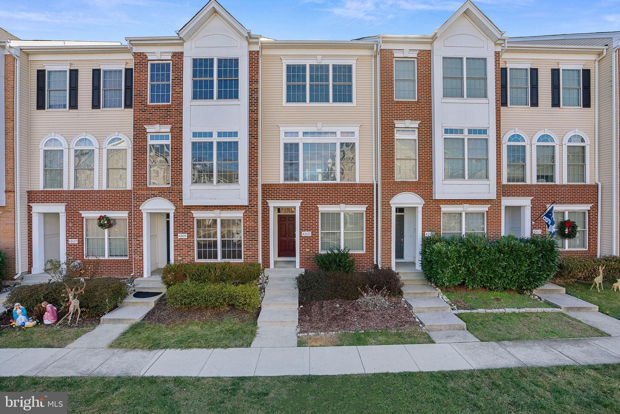 *** OPEN HOUSE 7/19/2026 1-3PM (SUNDAY)***UPDATED APPROX. $25,000  (2024)***PROFESSIONALLY CLEANED & READY TO MOVE IN !!! ***3 LEVEL TOWNHOUSE  3BED+3.1BATH +1 CAR  GARAGE (CAN PARK 2 CARS)  *** P-R-O-F-E-S-S-I-O-N-A-L-L-Y PAINTED TOP TO BOTTOM INCLUDING MOLDINGS AND DOORS *** NEW LVP FLOORS 3 LEVELS( ***UPDATED  CARPET(STAIRS) *** NEWLY PROFESSIONALLY REFINISHED WITH NEW PAINT(KITCHEN CABINETS AND ALL BATHROOM CABINETS *** QUARTZ KITCHEN COUNTERTOPS *** UPDATED BLINDS 3 LEVELS / NEW CURTAIN RODS AND NEW WINDOW FABRIC TREATMENTS *** UPGRADED LIGHT FIXTURES 3 LEVELS (BEDROOMS/HALLWAYS/CHANDELIERS ON STAIRS /CLOSETS/ ALL BATHROOMS/ 3 CEILING*** UPDATED CEILING FANS  FANS(MASTER BEDROOM/2ND BEDROOM & DINING ROOM  ***  UPGRADED MIRRORS(POWDER ROOM/BEDROOM/3RD BATHROOM) *** UPDATED BATHROOM SHOWER CURTAIN RODS IN ALL BATHROOMS *** UPDATED  TOILET BOWLS(MASTER BATHROOM/POWDER ROOM/3RDBATHROOM *** WATER HEATER 5-6MONTHS OLD ***UPDATED  TOILET BOWL(2ND BATHROOM) *** UPDATED  WASHER PAN ***RECESSED LIGHTS IN KITCHEN WITH QUARTZ COUNTER TOP & A TASTEFUL BACKSPLASH, AN ISLAND, KITCHEN , AMPLE ROOM FOR A BREAKFAST TABLE *** LARGE GARAGE WITH STORAGE AREA(BUILT IN WOOD SHELVES) ***LARGE  DECK (POWER WASHED 7/2026)***, HIGH CEILINGS MASTER BEDROOM & 2ND BEDROOM ** LARGE  WINDOWS IN LIVING ROOM  ***  DISHWASHER!(2YRS OLD)******* UPDATE PAINT. 7/ 2026 *** LIVING ROOM FACING COURT  YARD *** DRYER VENT CLEANING (2026) ***PLEASE VISIT THE SOUTH RIDING COMMUNITY WEBSITE (INFO FOR POOLS, TENNIS COURT, PLAYGROUNDS, A JOGGING TRAIL ...MUCH MORE!!! ) ***THE HOUSE IS NEXT TO DULLES SOUTH RECREATION CENTER  *** GREAT GUEST PARKING SPACES AVAILABLE CLOSE BY !!! ** HOME WARRANTY AVAILABLE *** NEW WATER HEATER IS COMING SOON(JULY 2026) -- SCHEDULED INSTALLATOIN ***