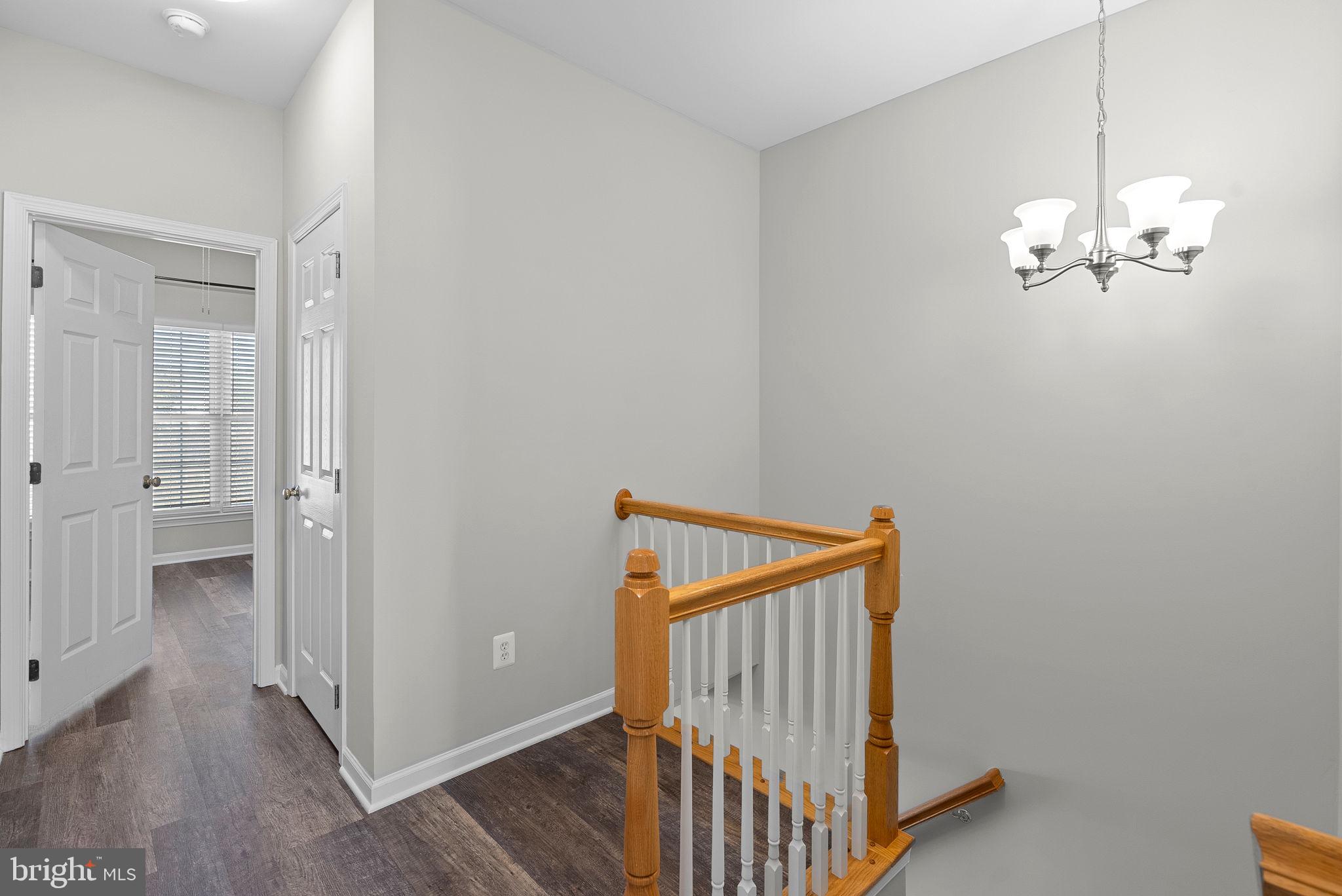 SOUTH RIDING - Residential