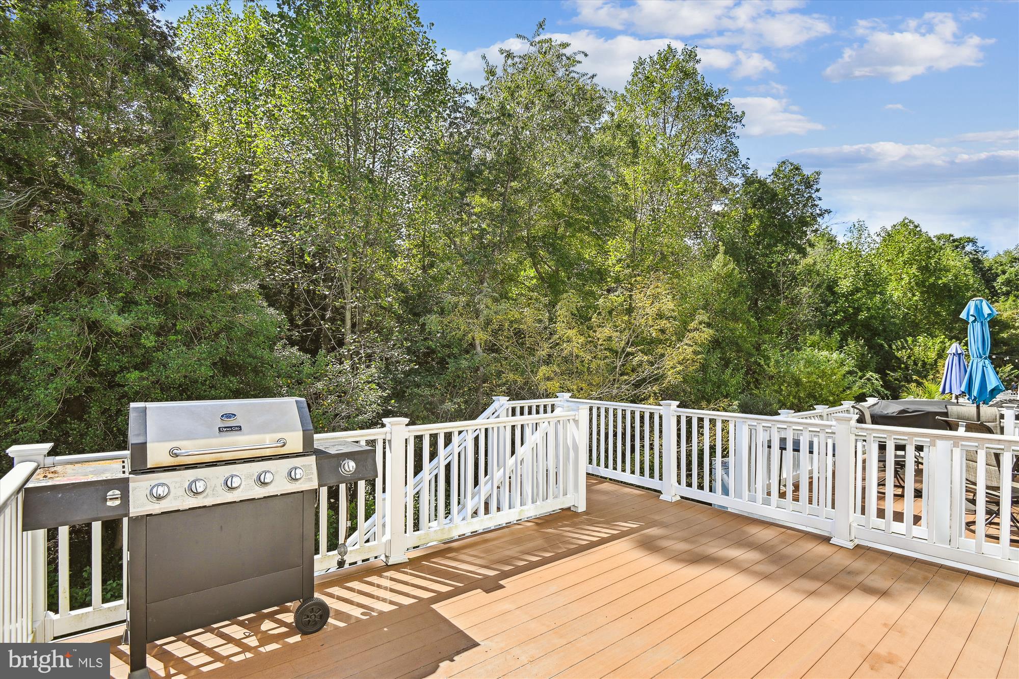 THE POINTE AT TANYARD SPRINGS - Residential Lease