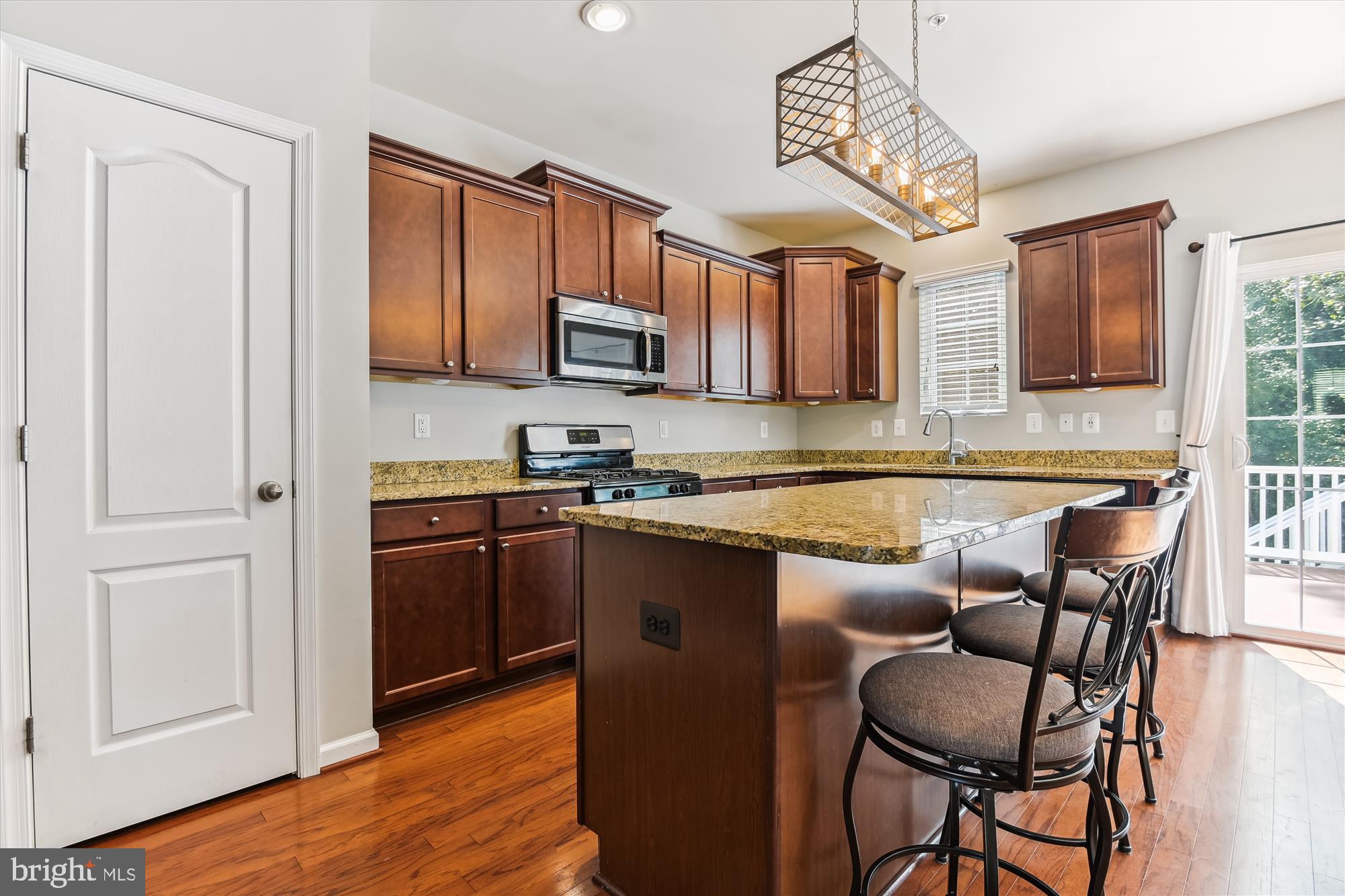 THE POINTE AT TANYARD SPRINGS - Residential Lease