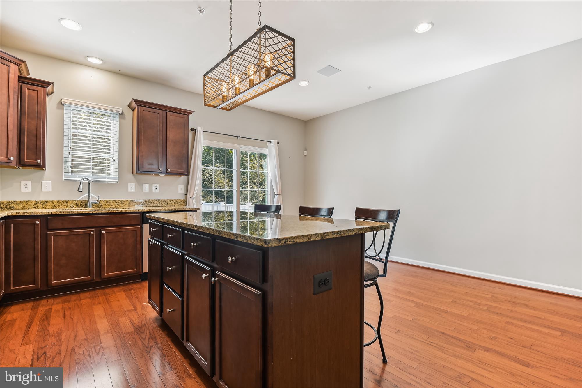 THE POINTE AT TANYARD SPRINGS - Residential Lease