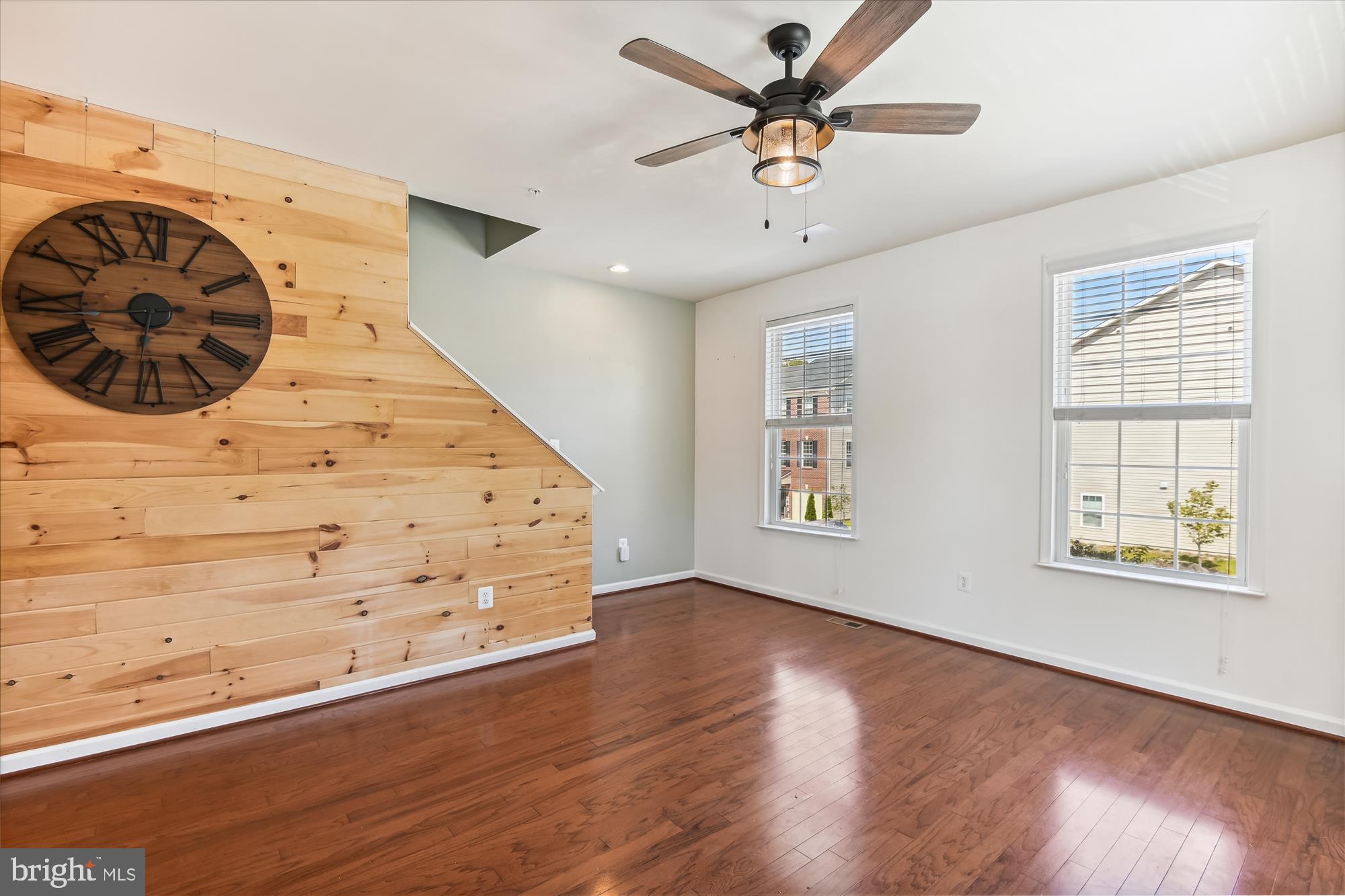THE POINTE AT TANYARD SPRINGS - Residential Lease
