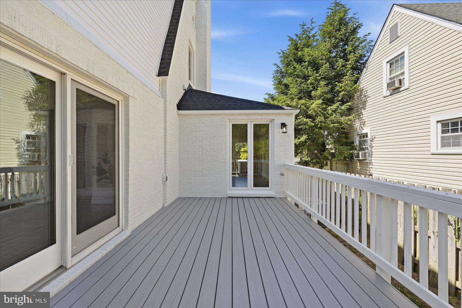 ARLINGTON HILLS - Residential
