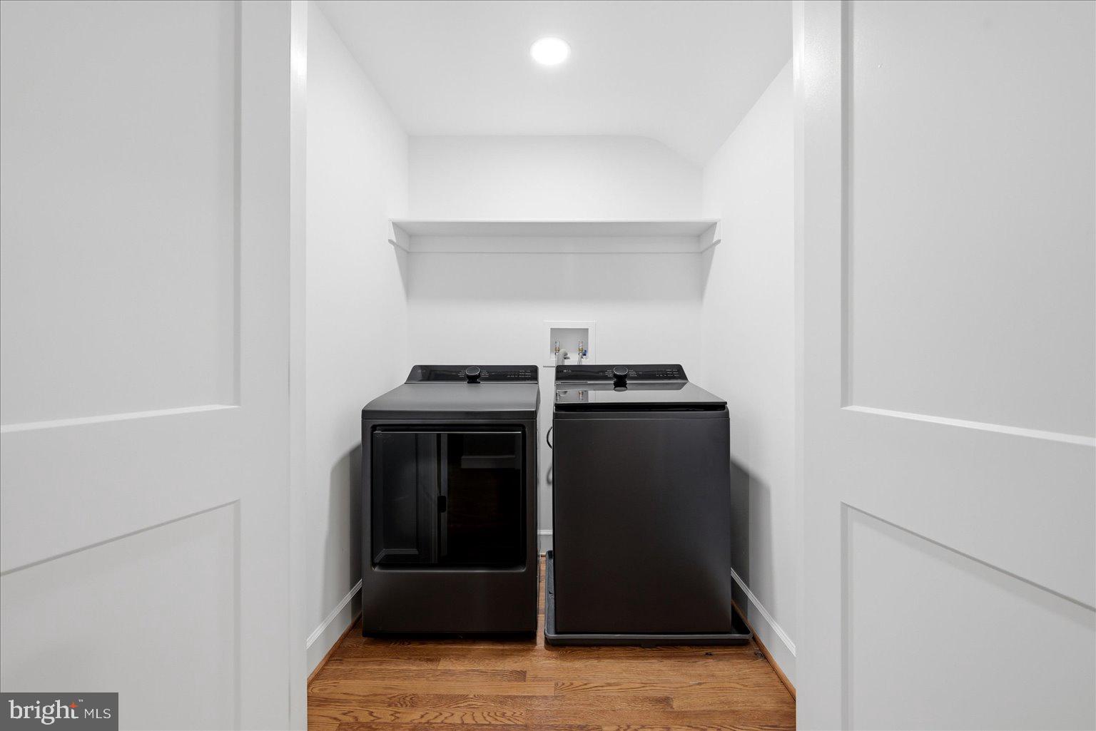 ARLINGTON HILLS - Residential