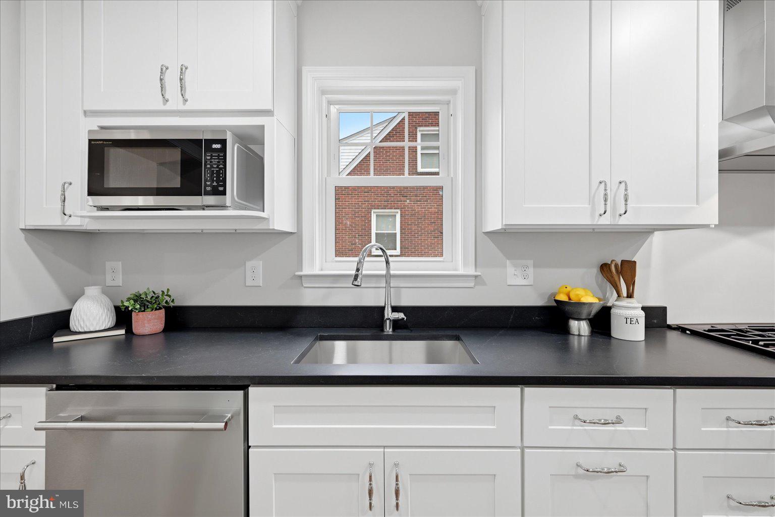 ARLINGTON HILLS - Residential