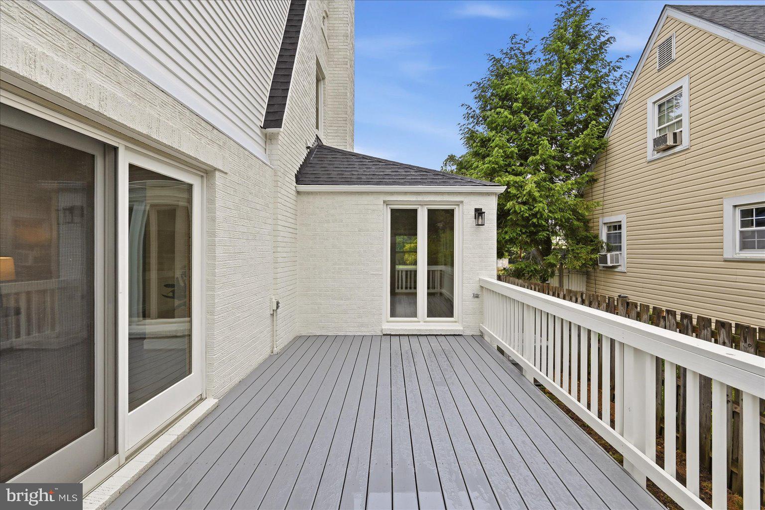 ARLINGTON HILLS - Residential