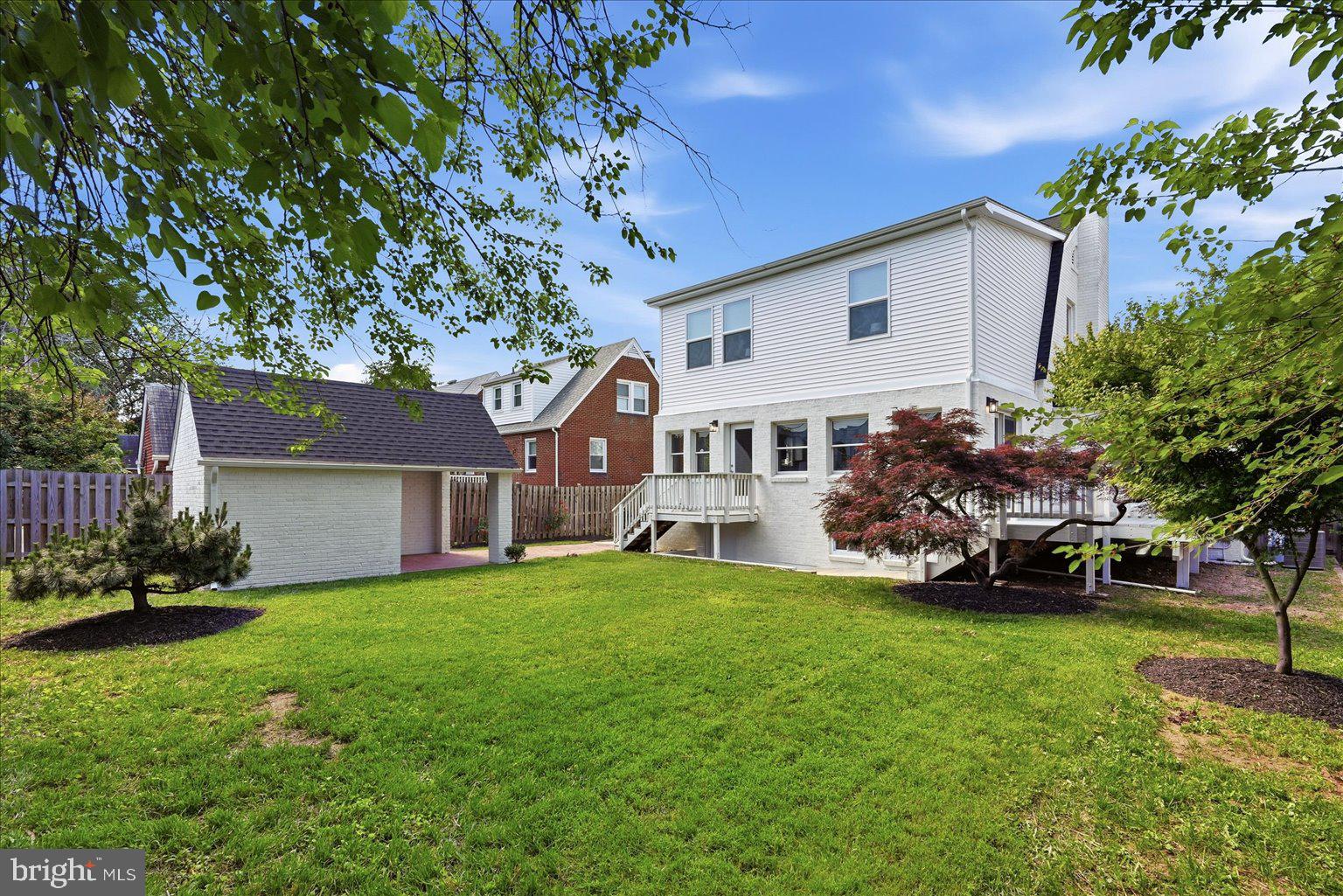 ARLINGTON HILLS - Residential