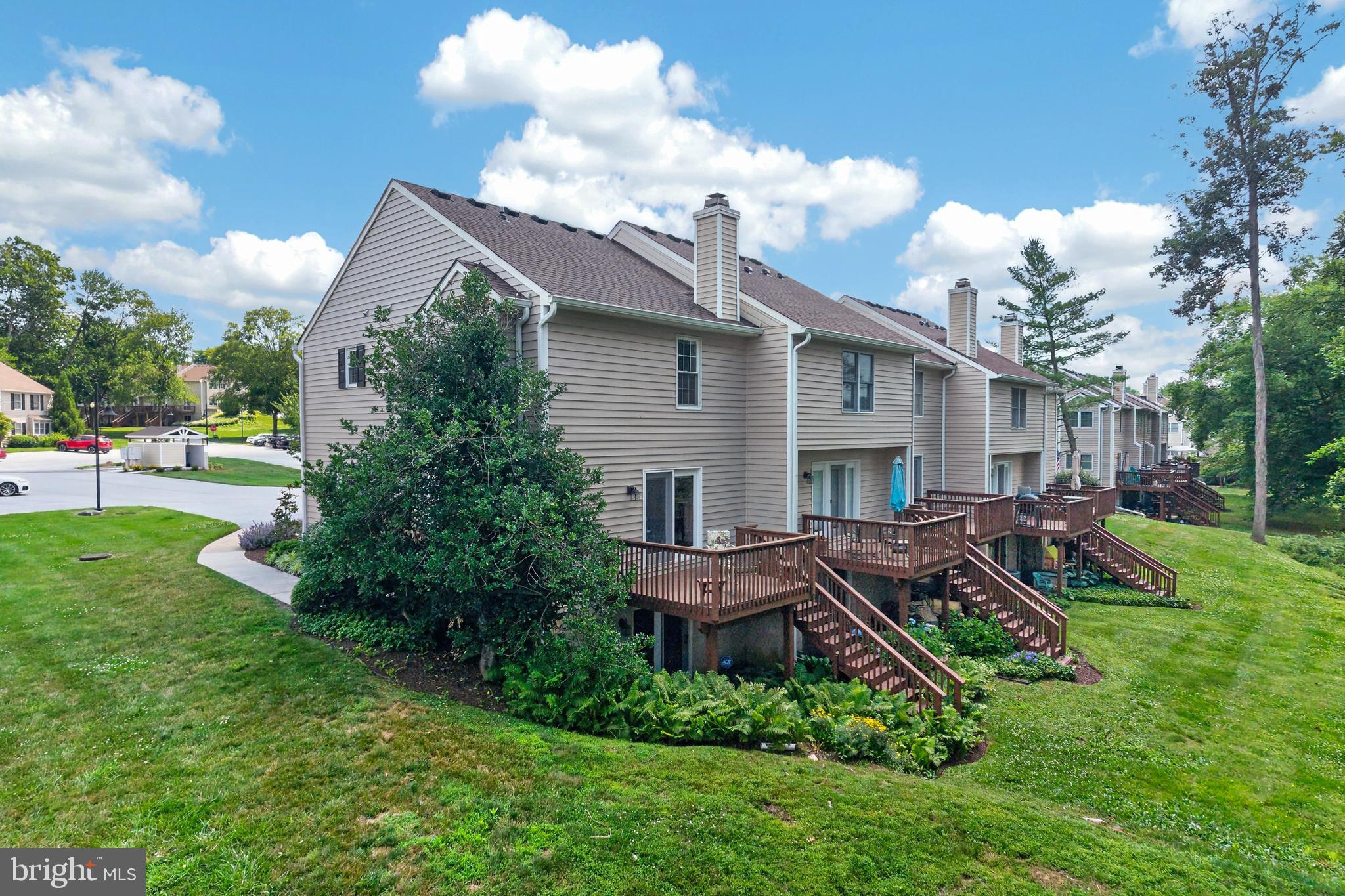 SPRINGHILL FARM - Residential