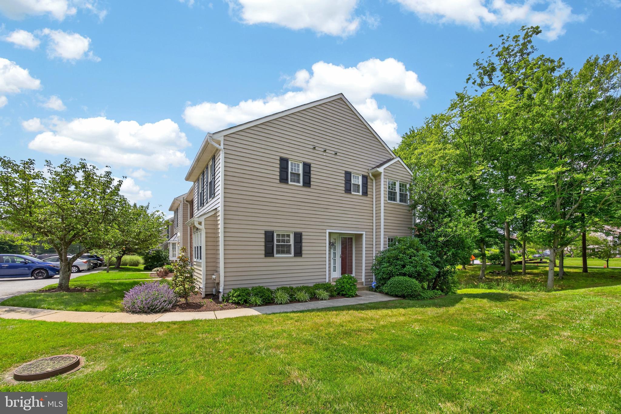 SPRINGHILL FARM - Residential
