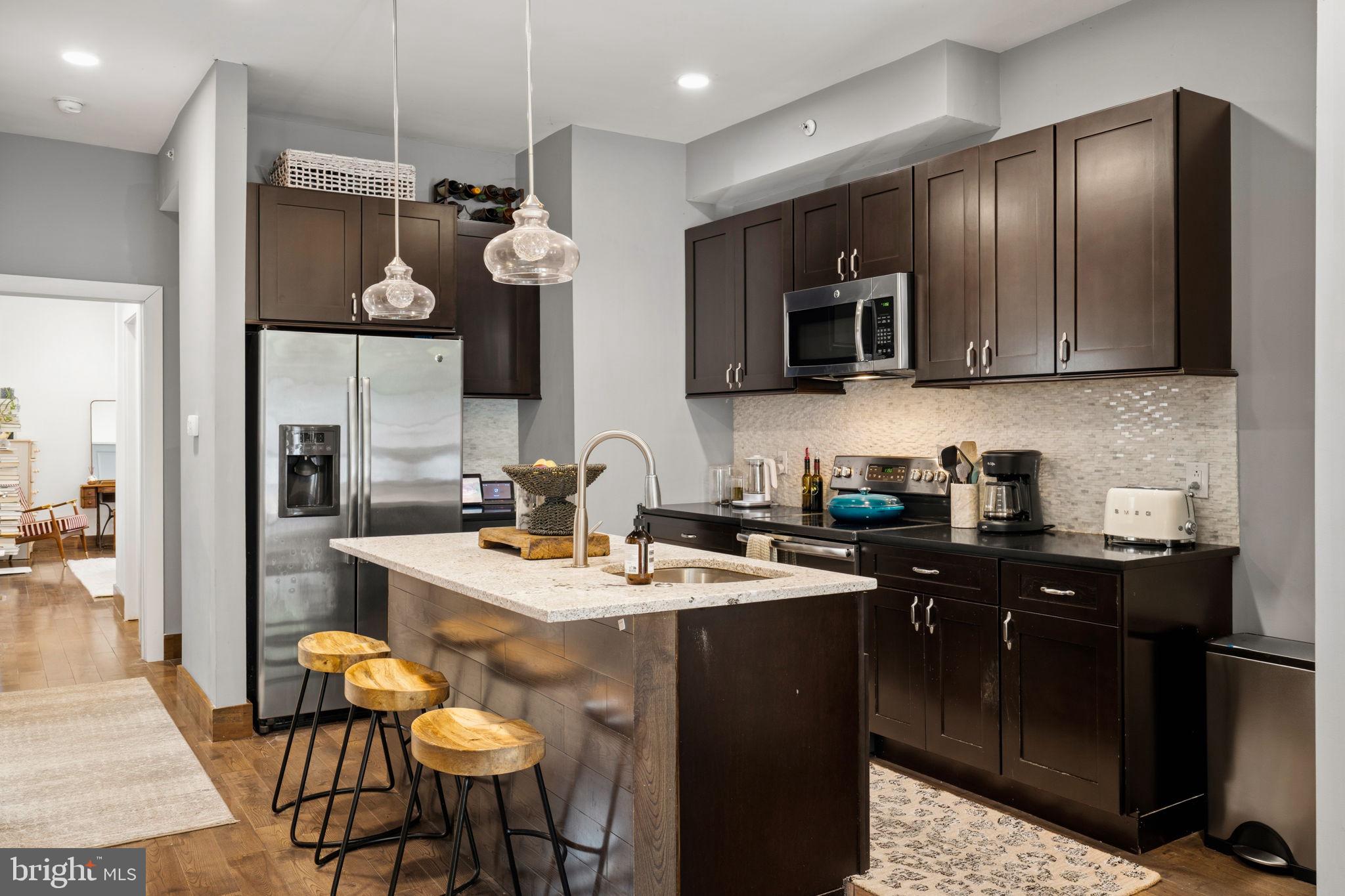 WEST POPLAR - Residential