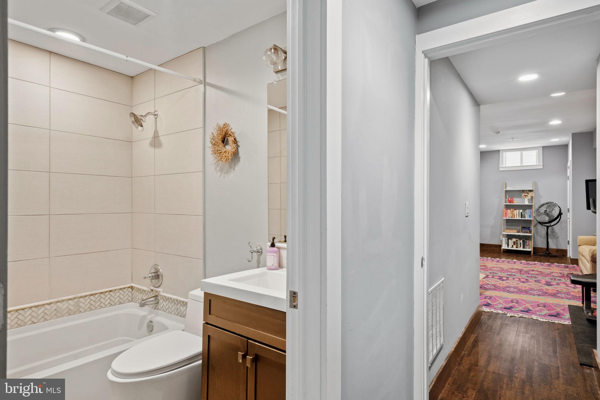 WEST POPLAR - Residential